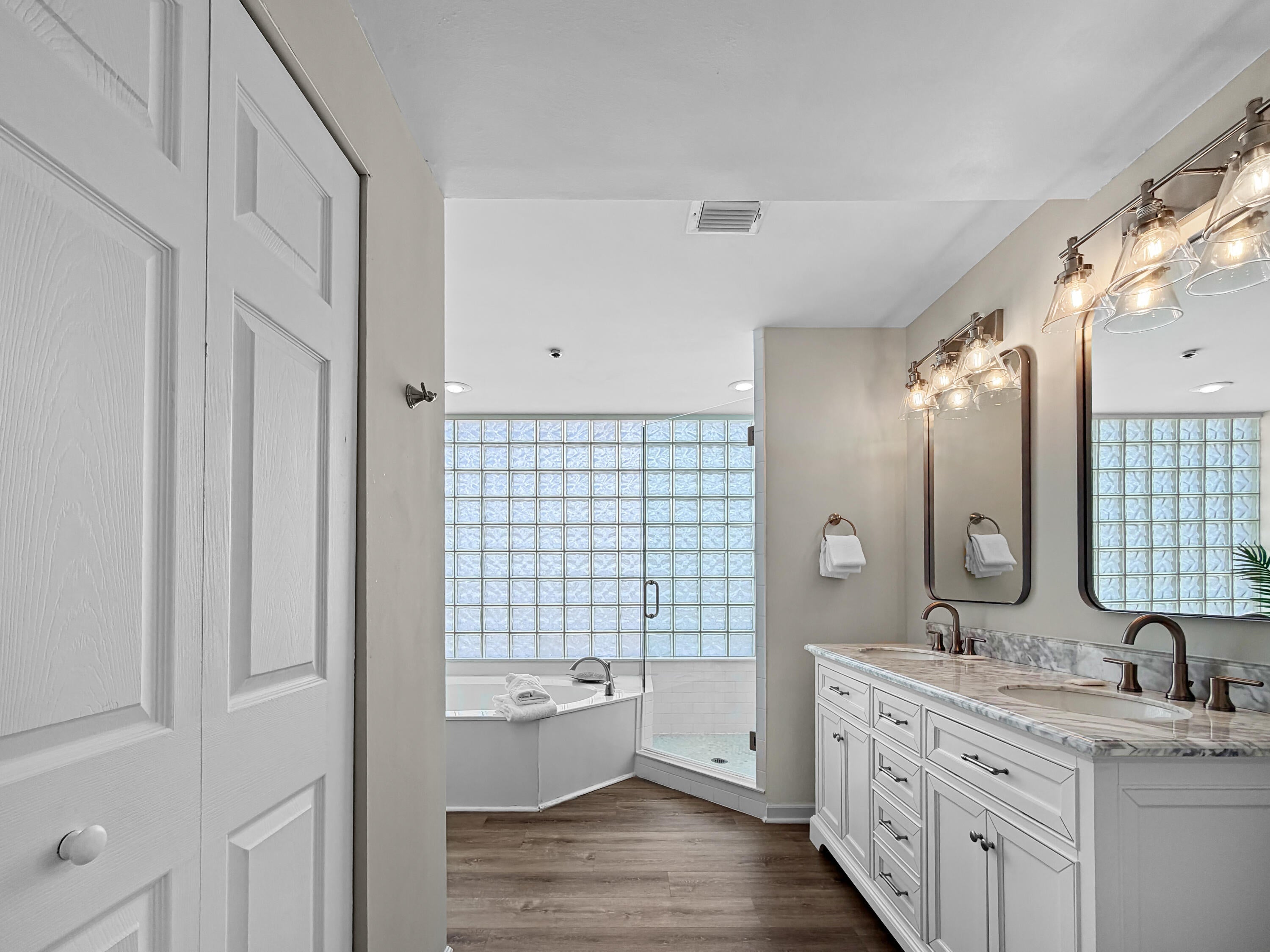 STERLING SANDS CONDO - Residential