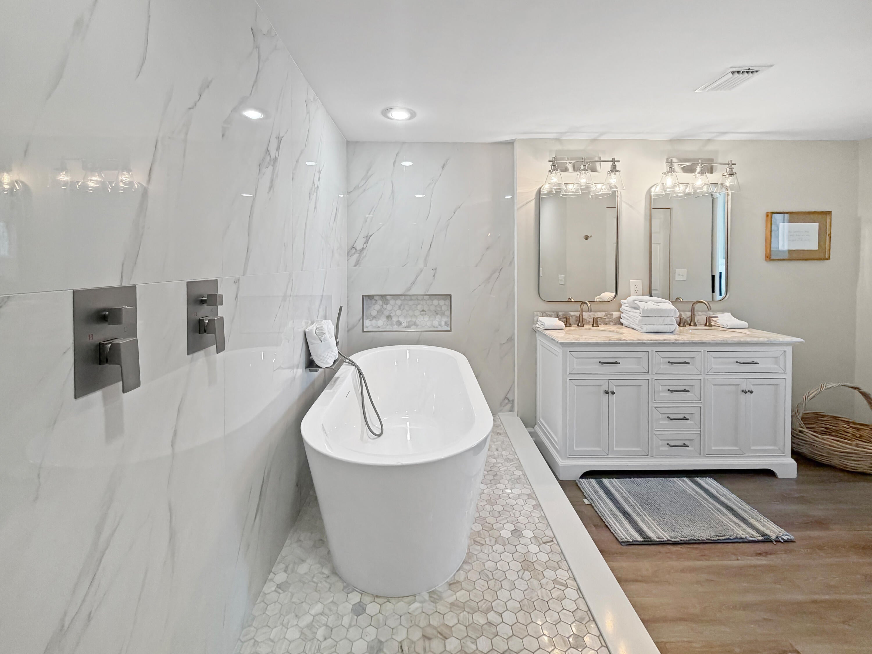 STERLING SANDS CONDO - Residential