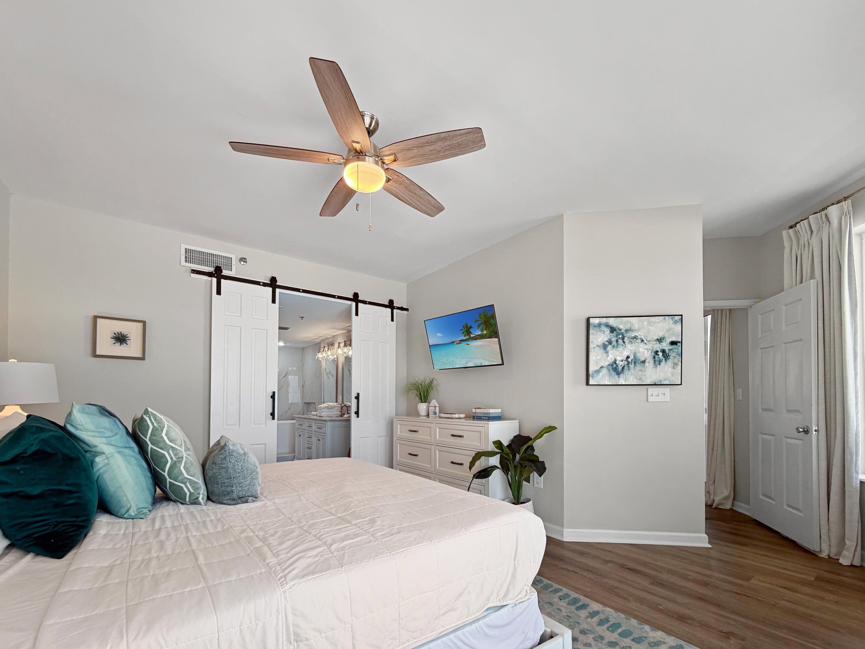 STERLING SANDS CONDO - Residential