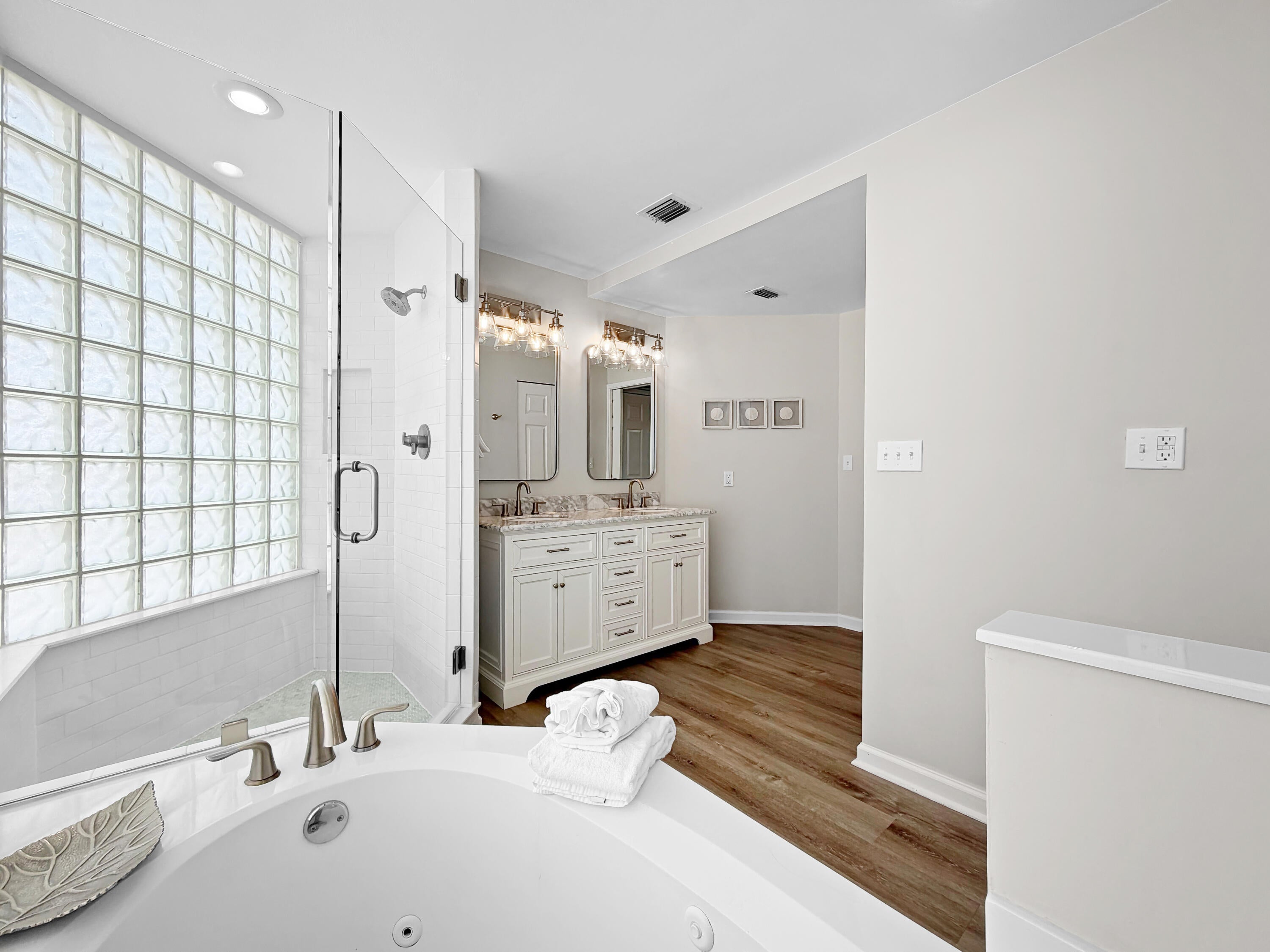 STERLING SANDS CONDO - Residential