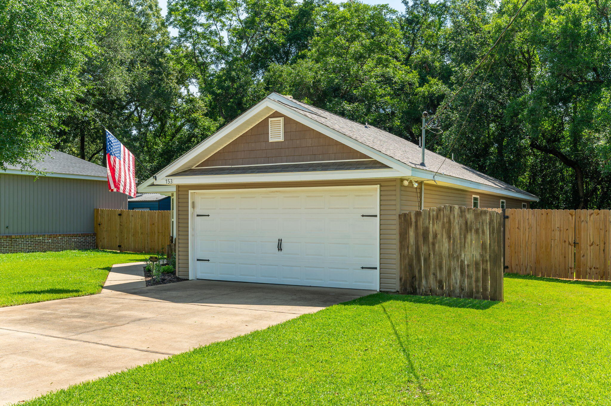 QUIET OAKS S/D - Residential