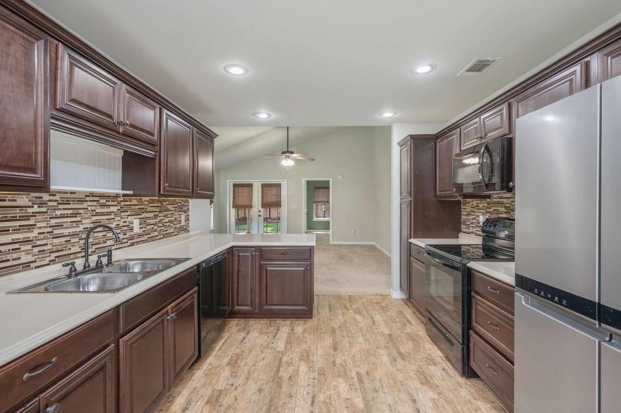 QUIET OAKS S/D - Residential
