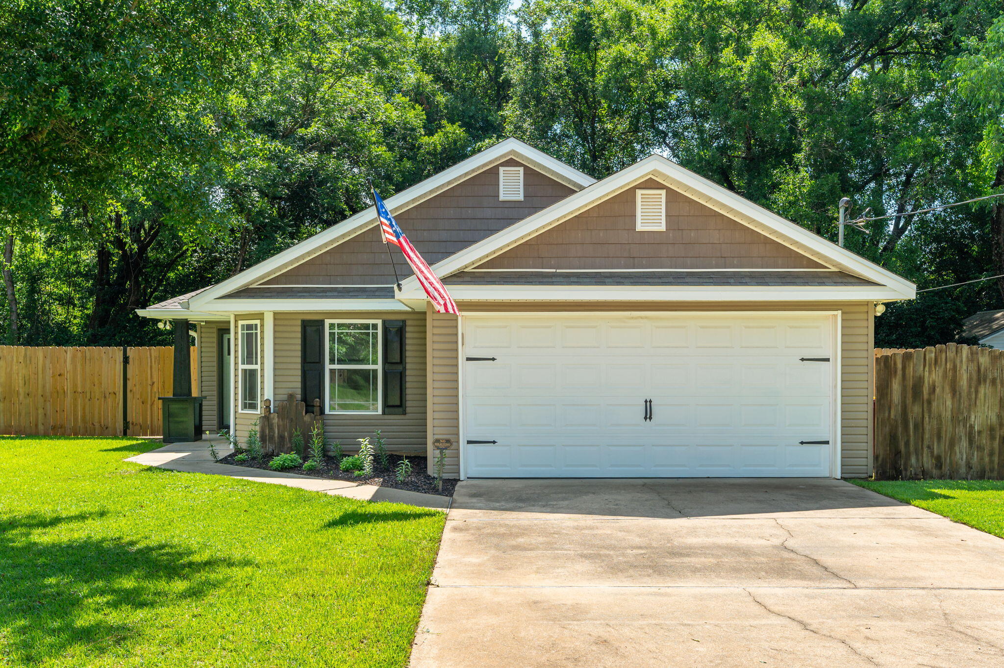 QUIET OAKS S/D - Residential