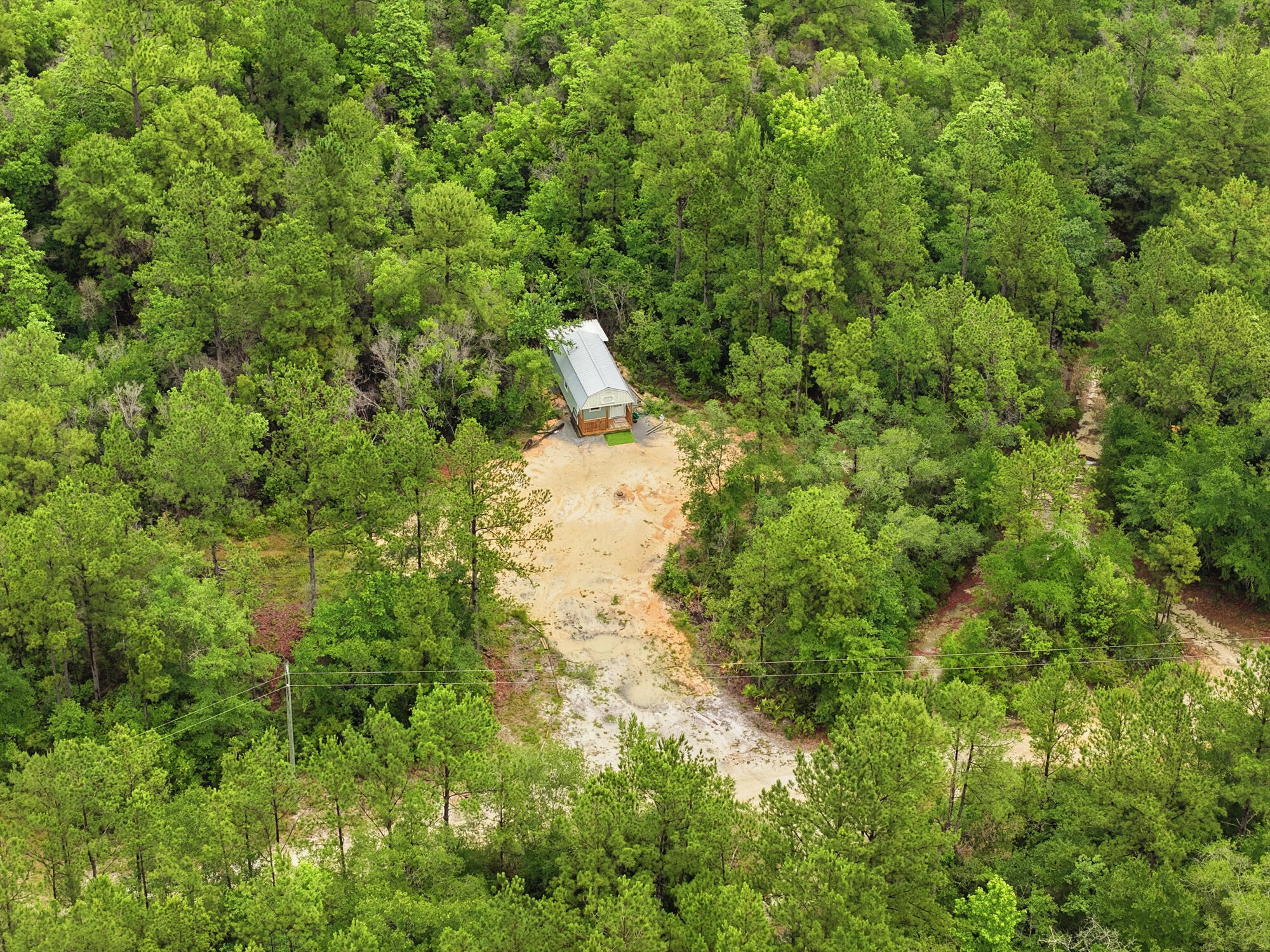 NO RECORDED SUBDIVISION - Land
