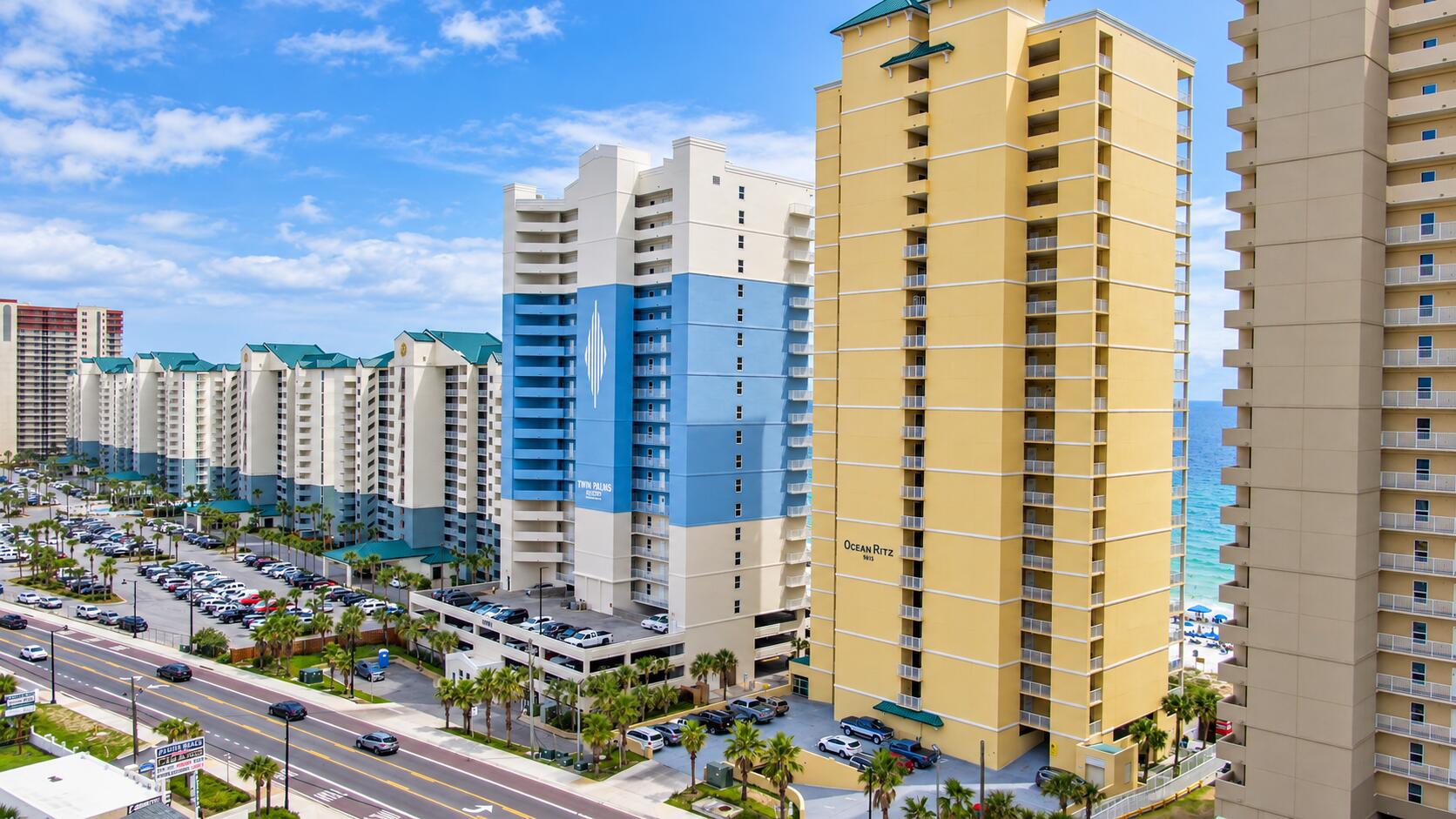 Twin Palms Resort - Residential