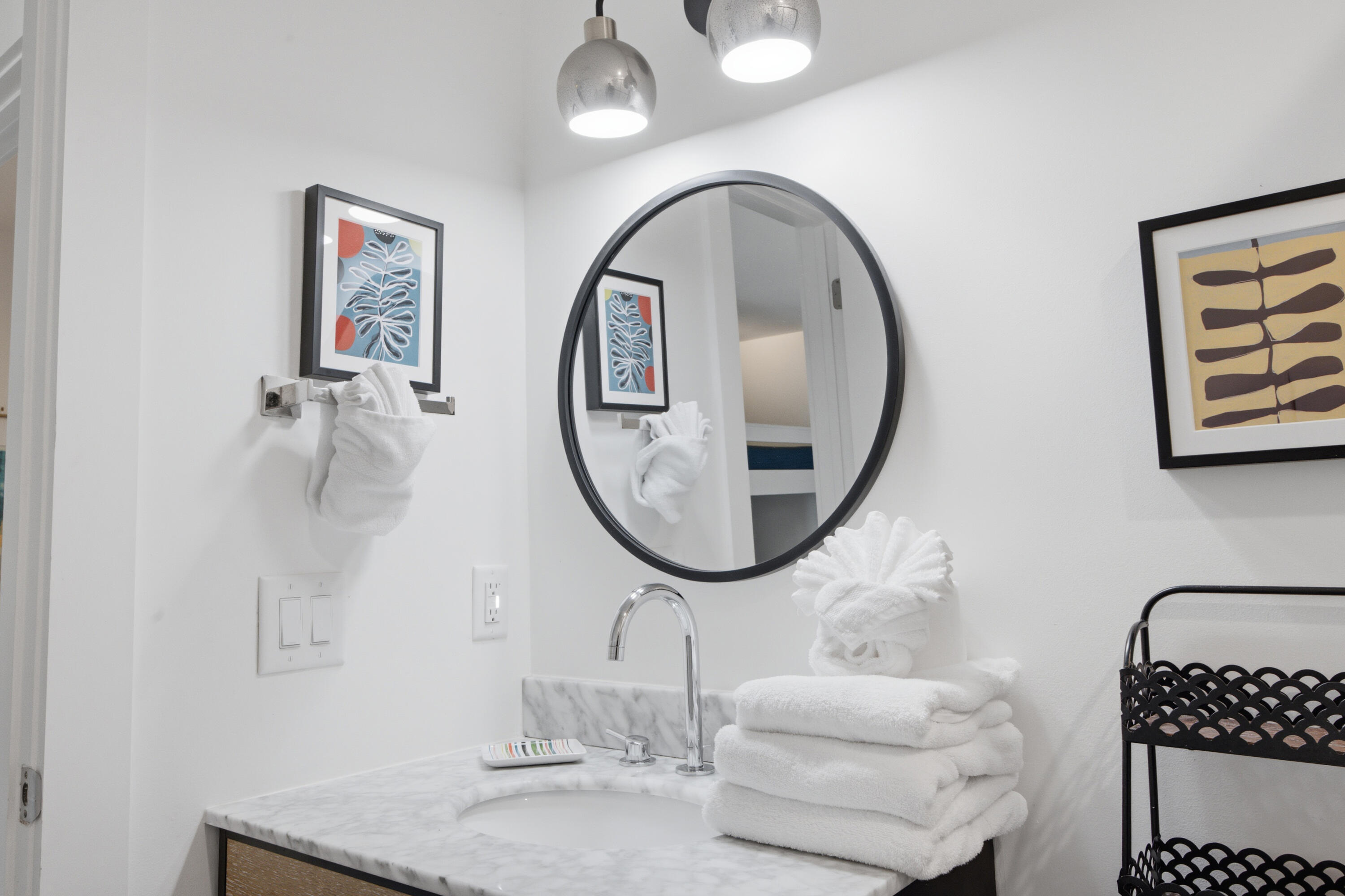 SHORELINE T/H - Residential