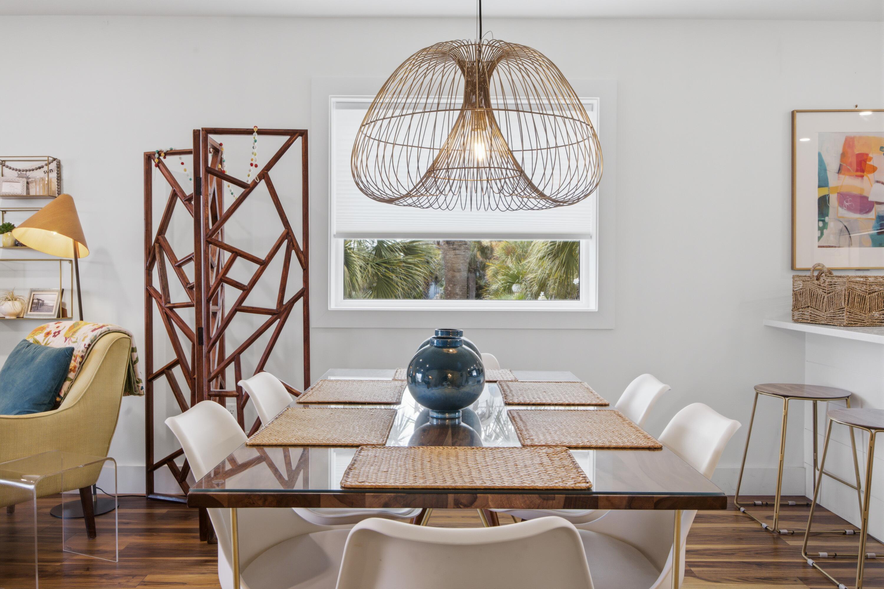 SHORELINE T/H - Residential