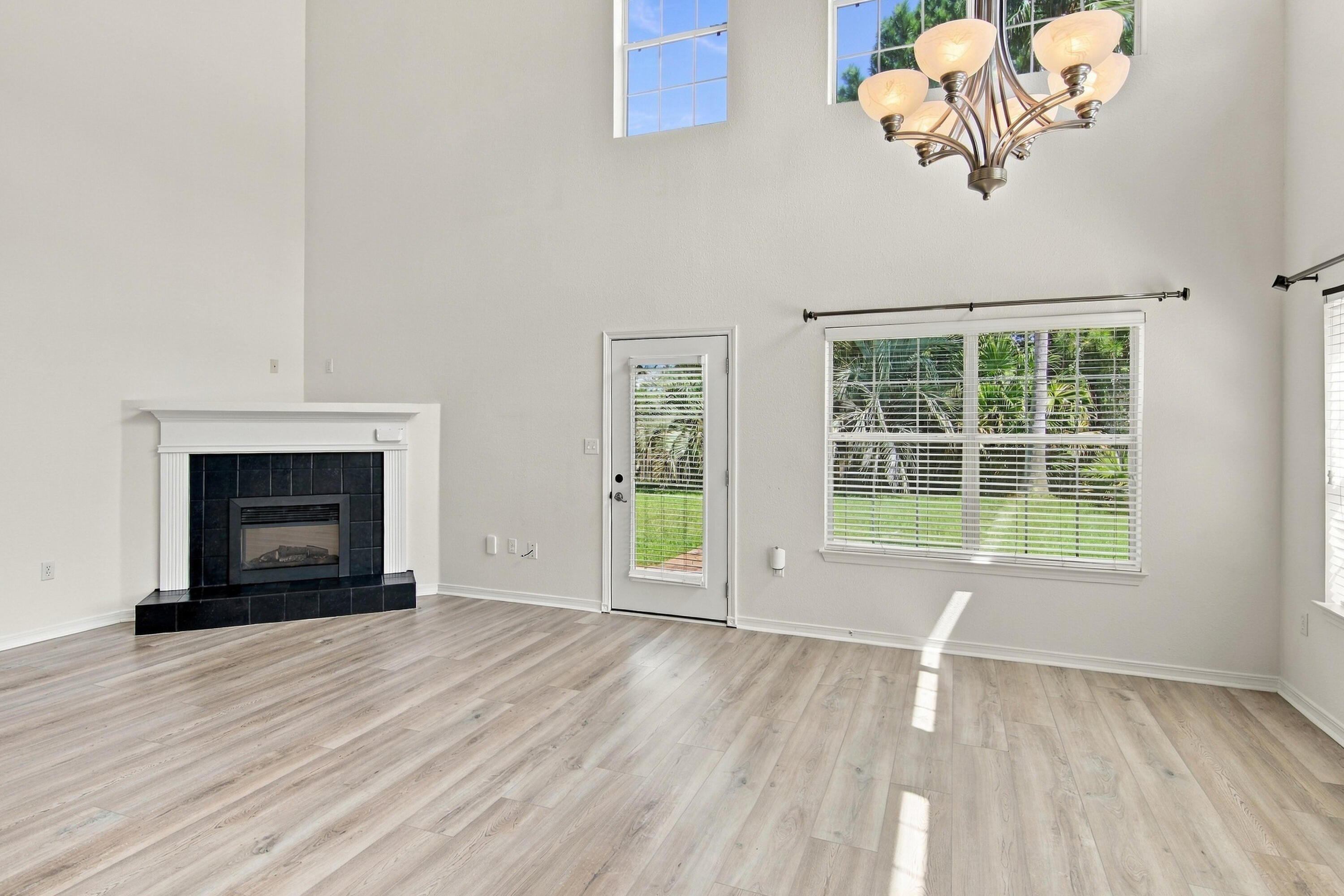 DRIFTWOOD ESTATES - Residential