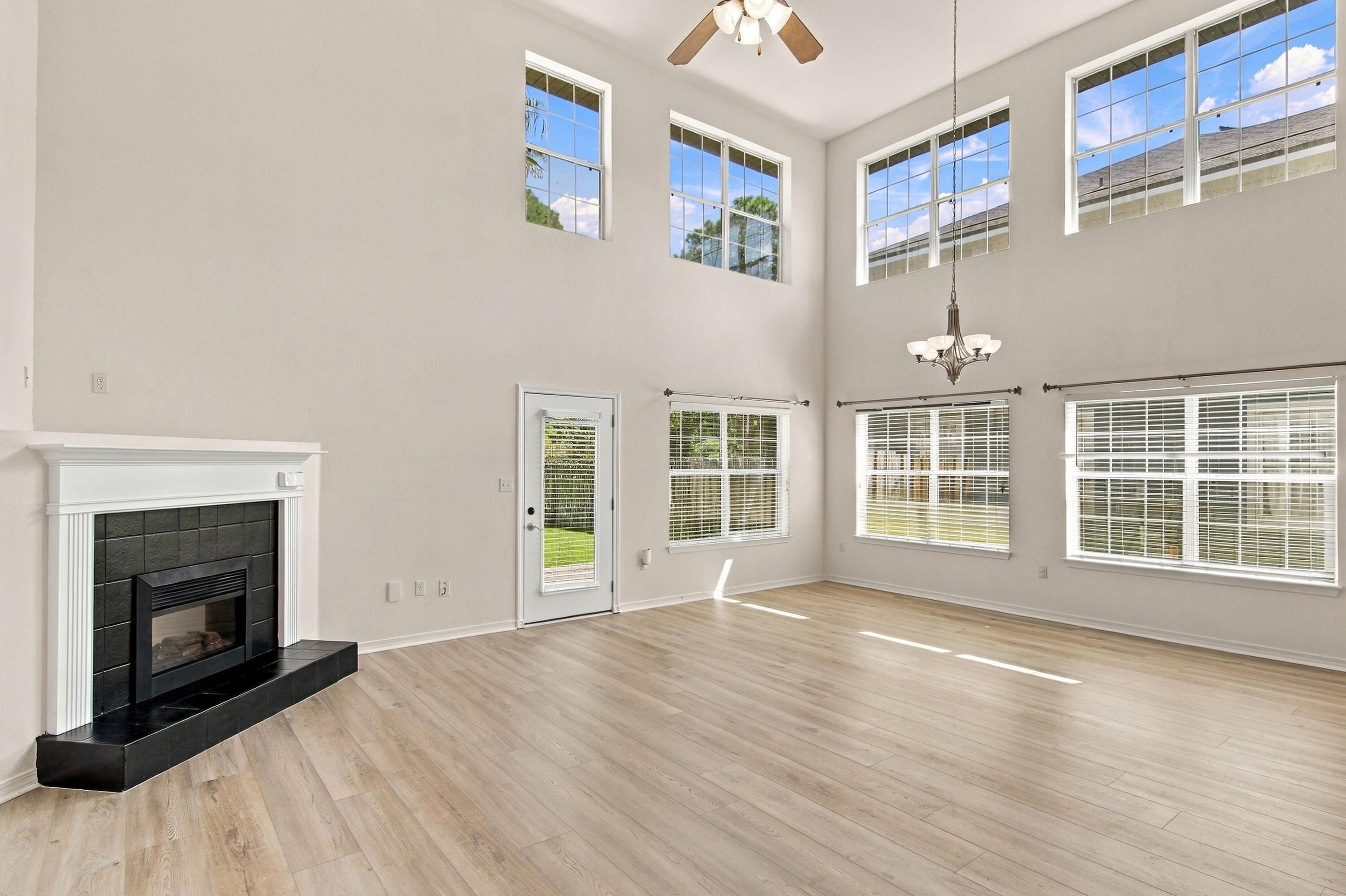 DRIFTWOOD ESTATES - Residential