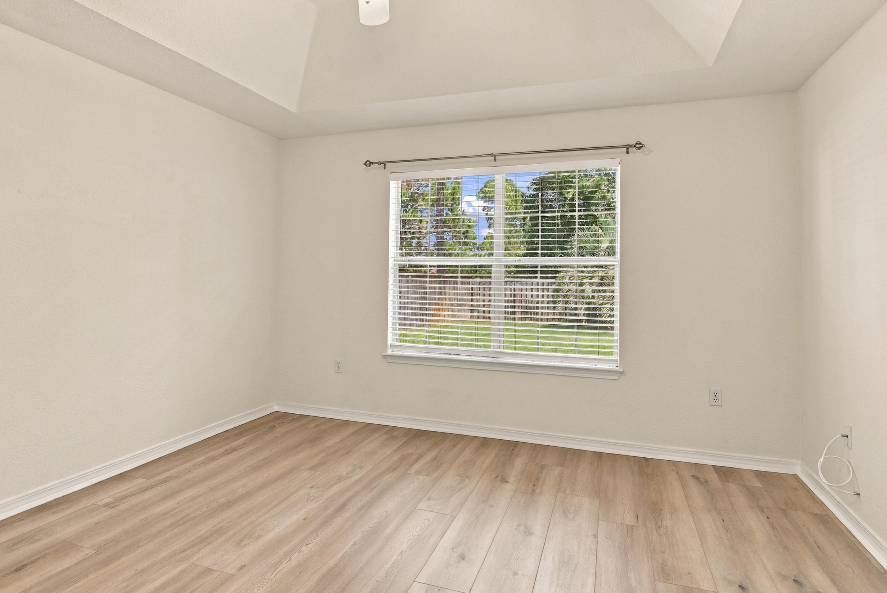 DRIFTWOOD ESTATES - Residential