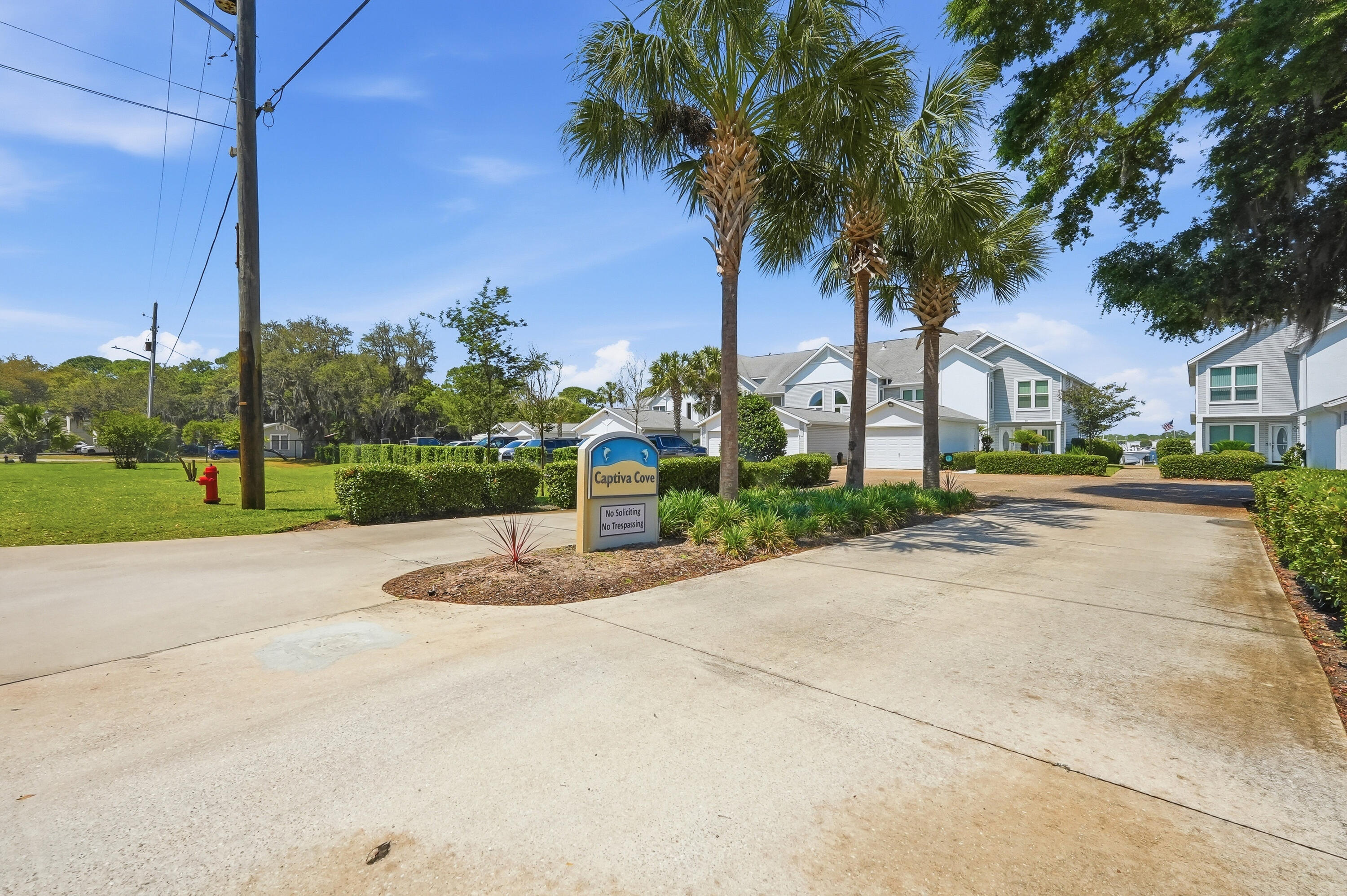 CAPTIVA COVE - Residential