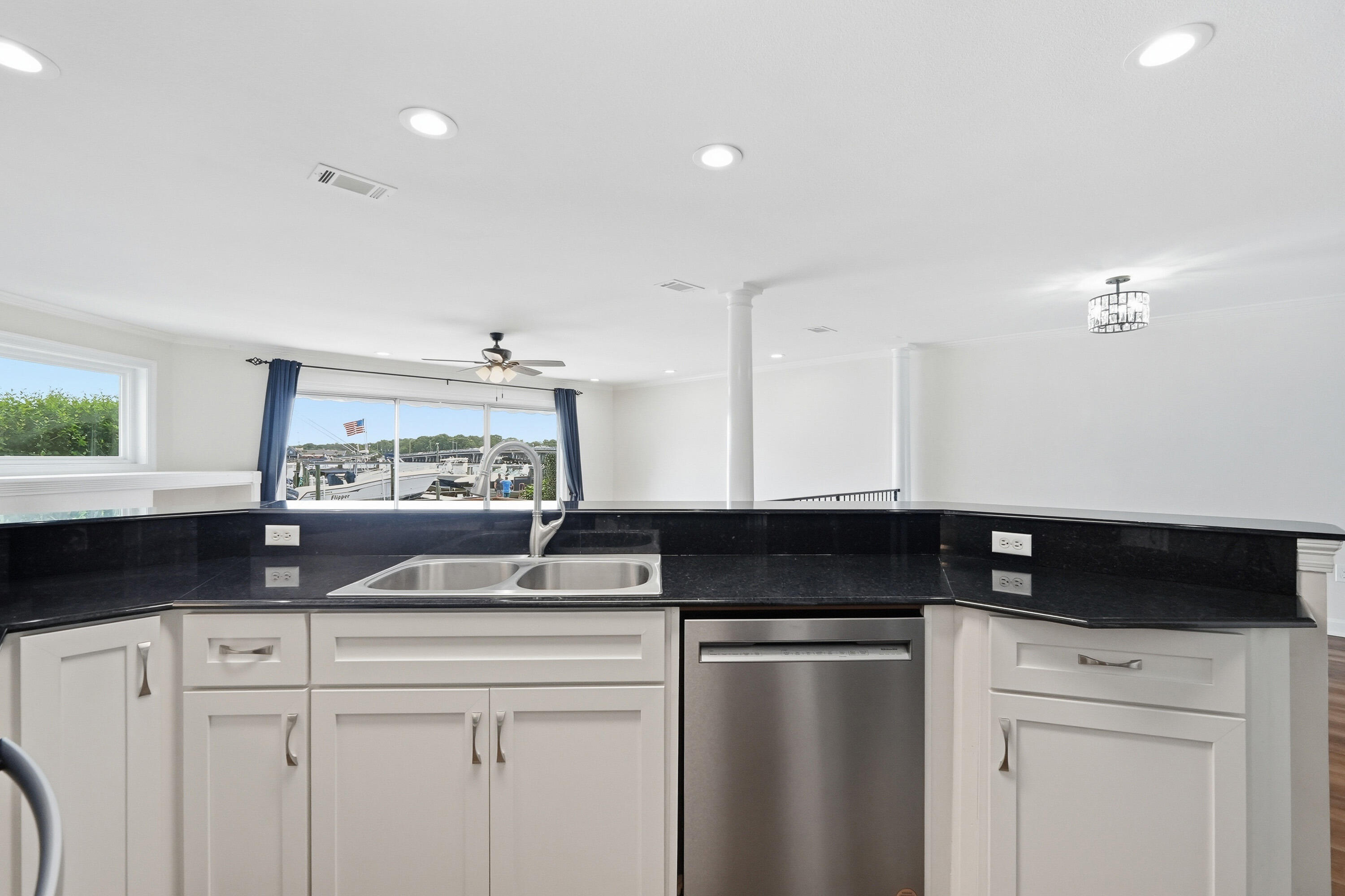 CAPTIVA COVE - Residential