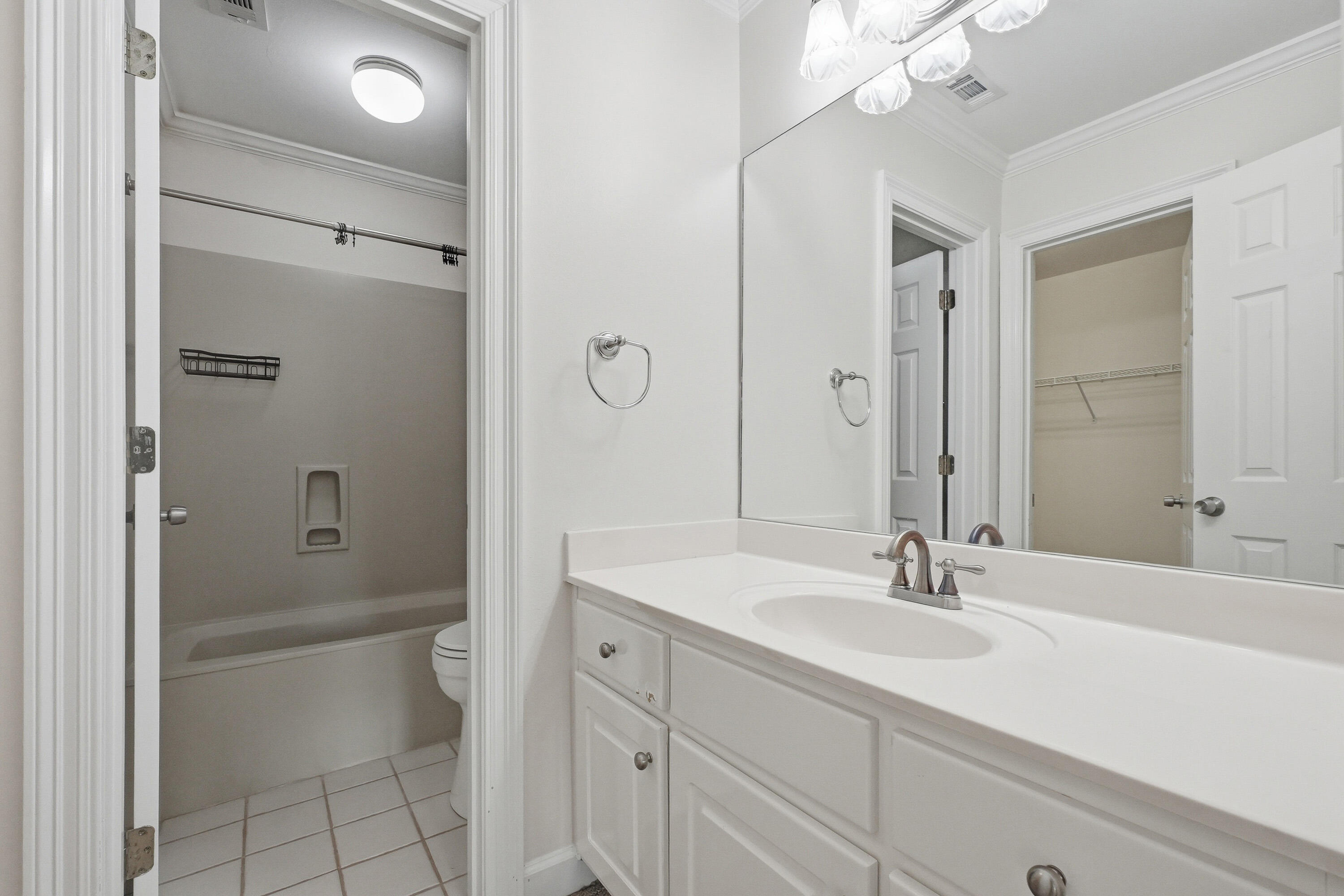 CAPTIVA COVE - Residential