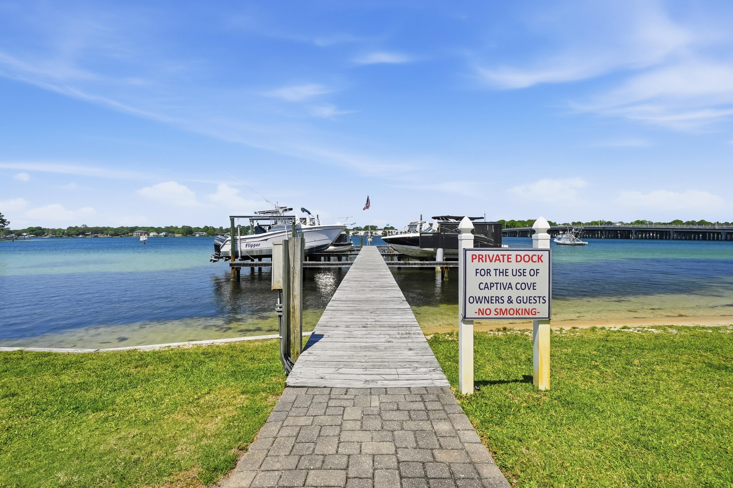 CAPTIVA COVE - Residential