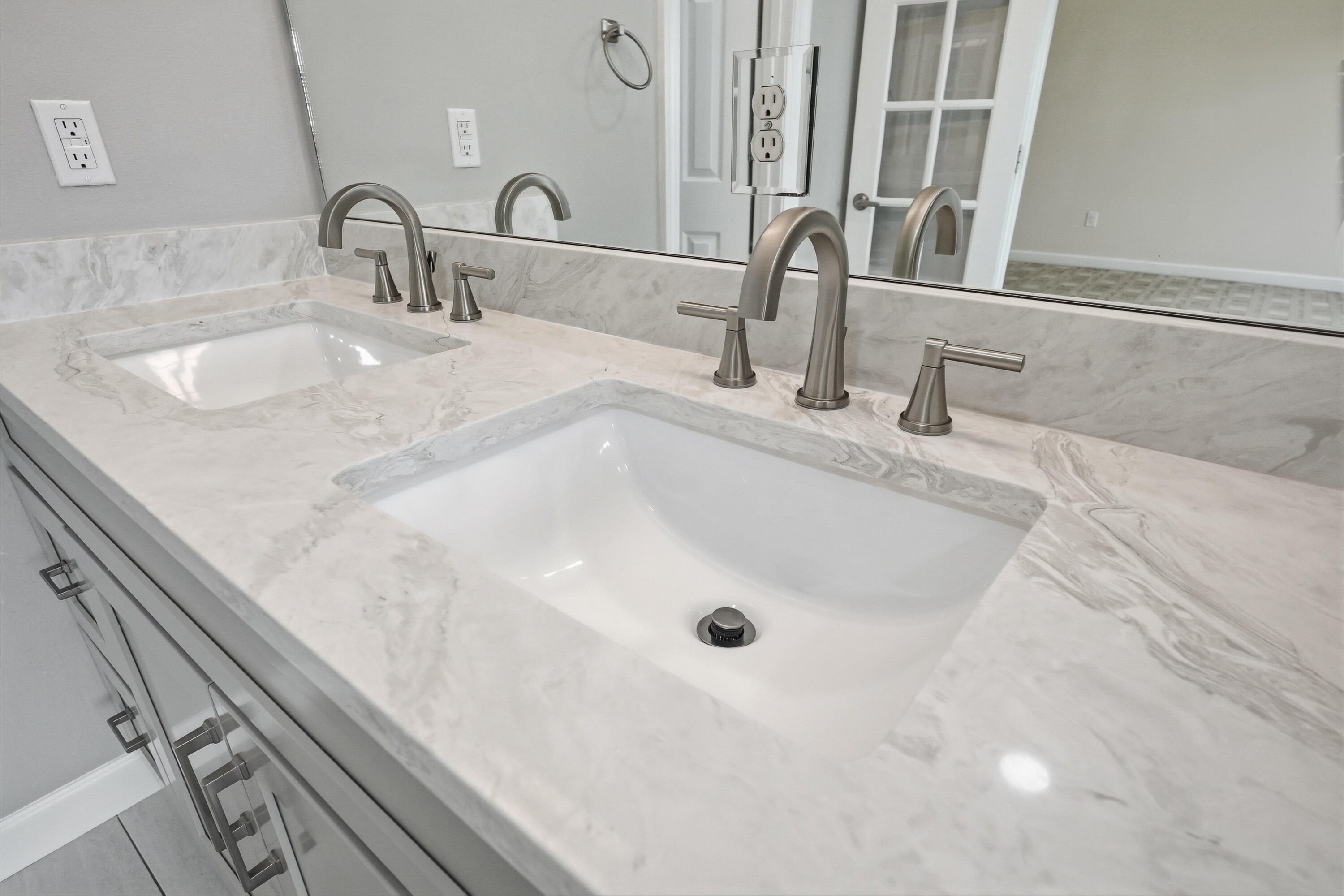 CAPTIVA COVE - Residential