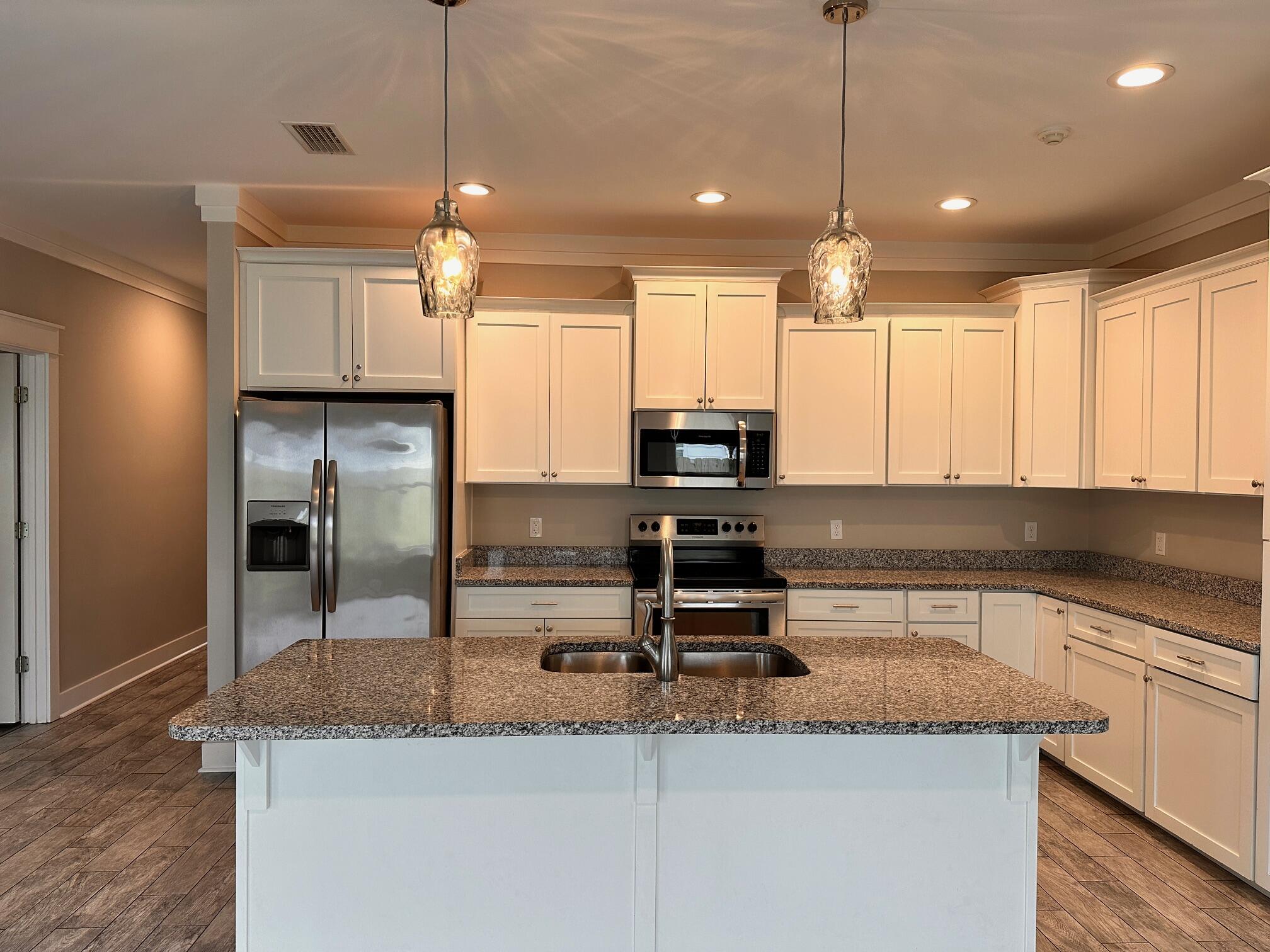 Osprey Pointe at Lake Powell - Residential