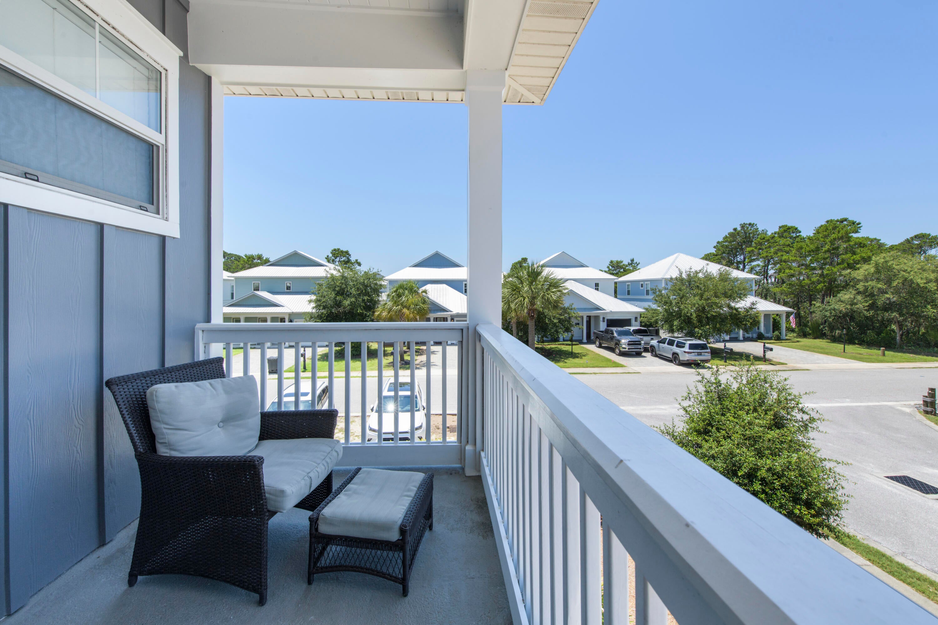 GULF REFLECTIONS - Residential