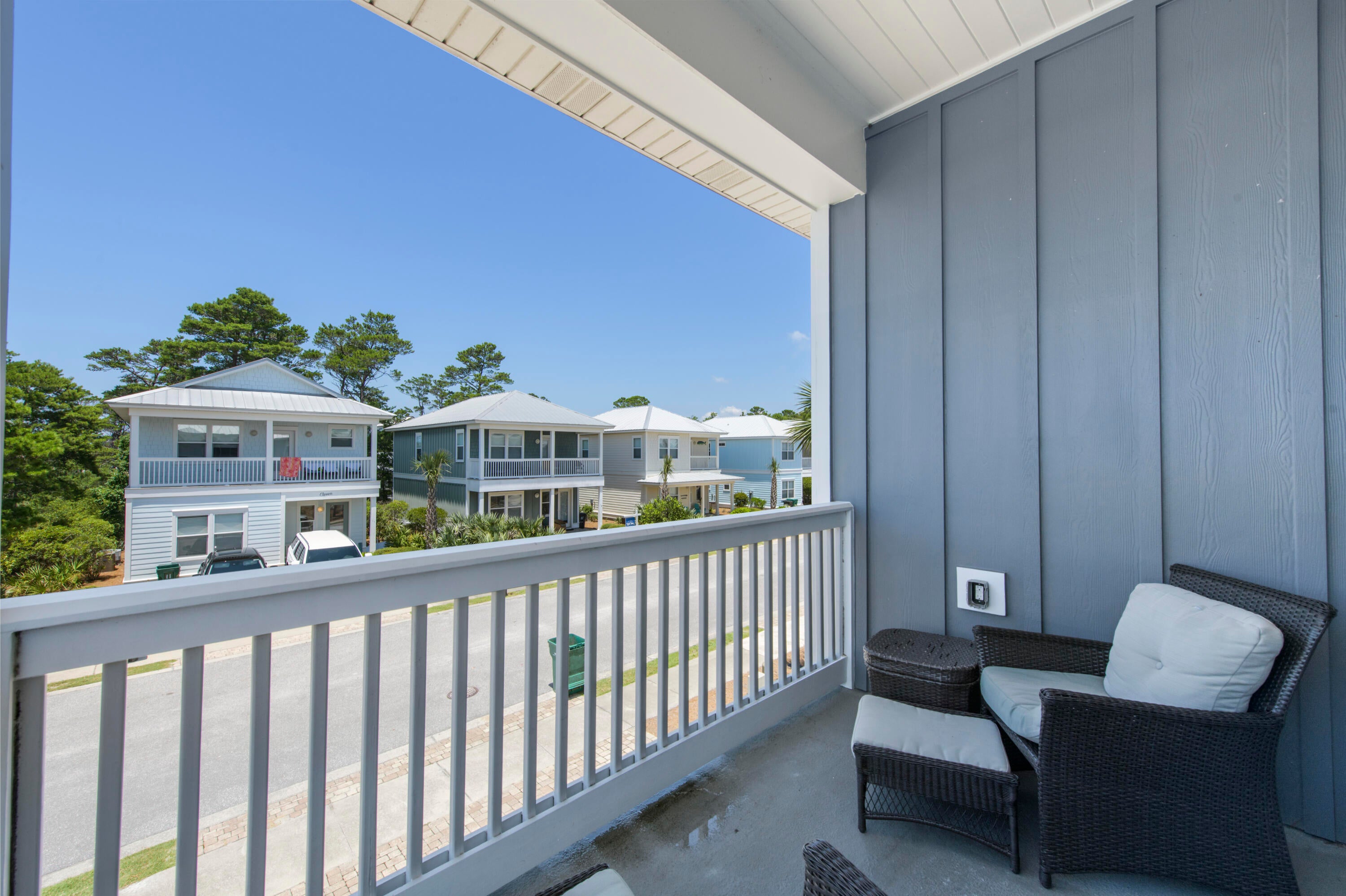 GULF REFLECTIONS - Residential