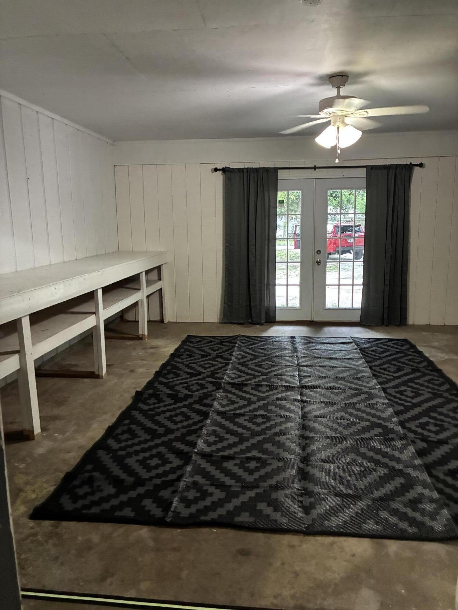 CHOCTAW 2ND ADDN - Residential Lease