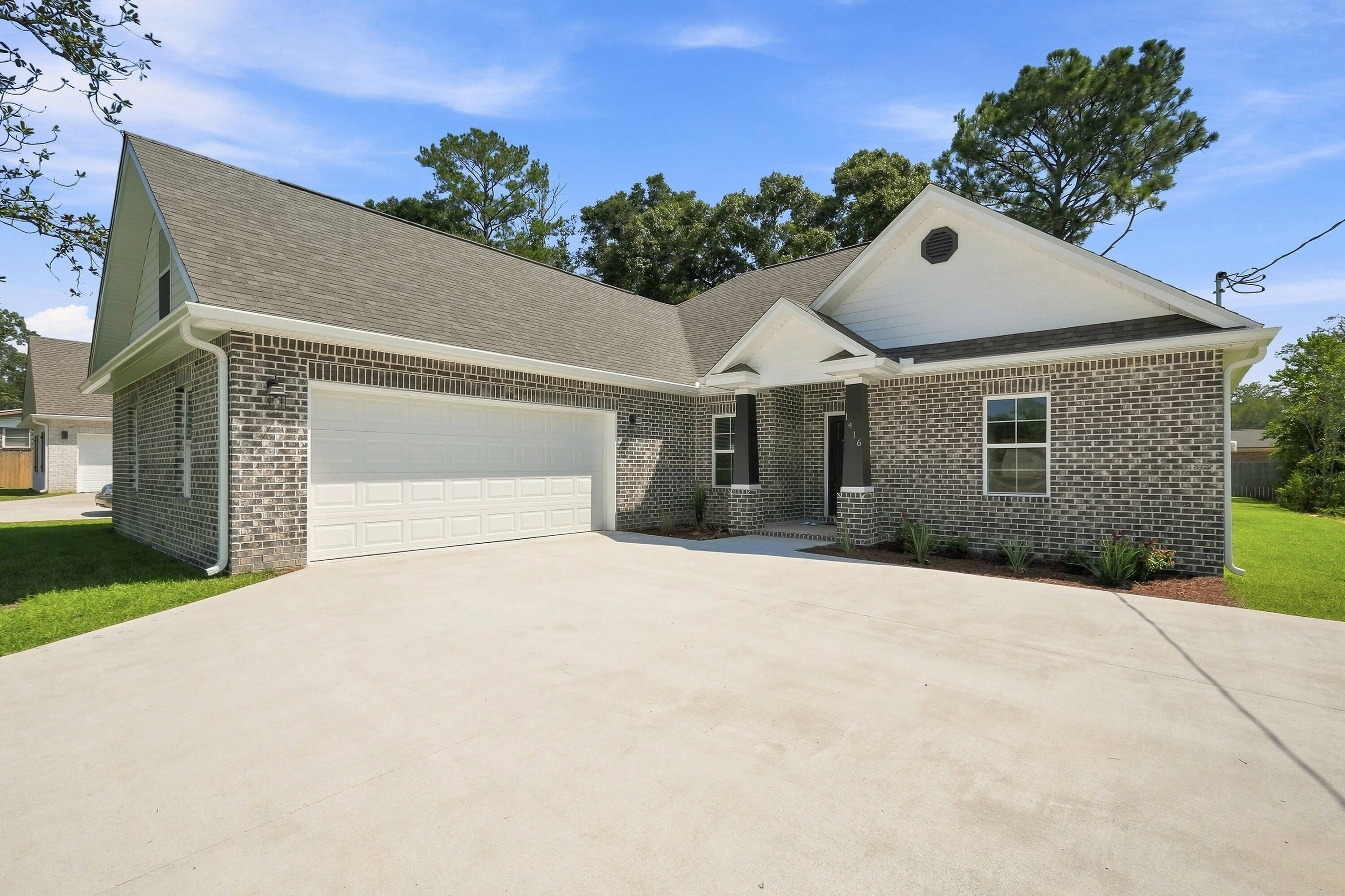 ADAMS POWELL - Residential