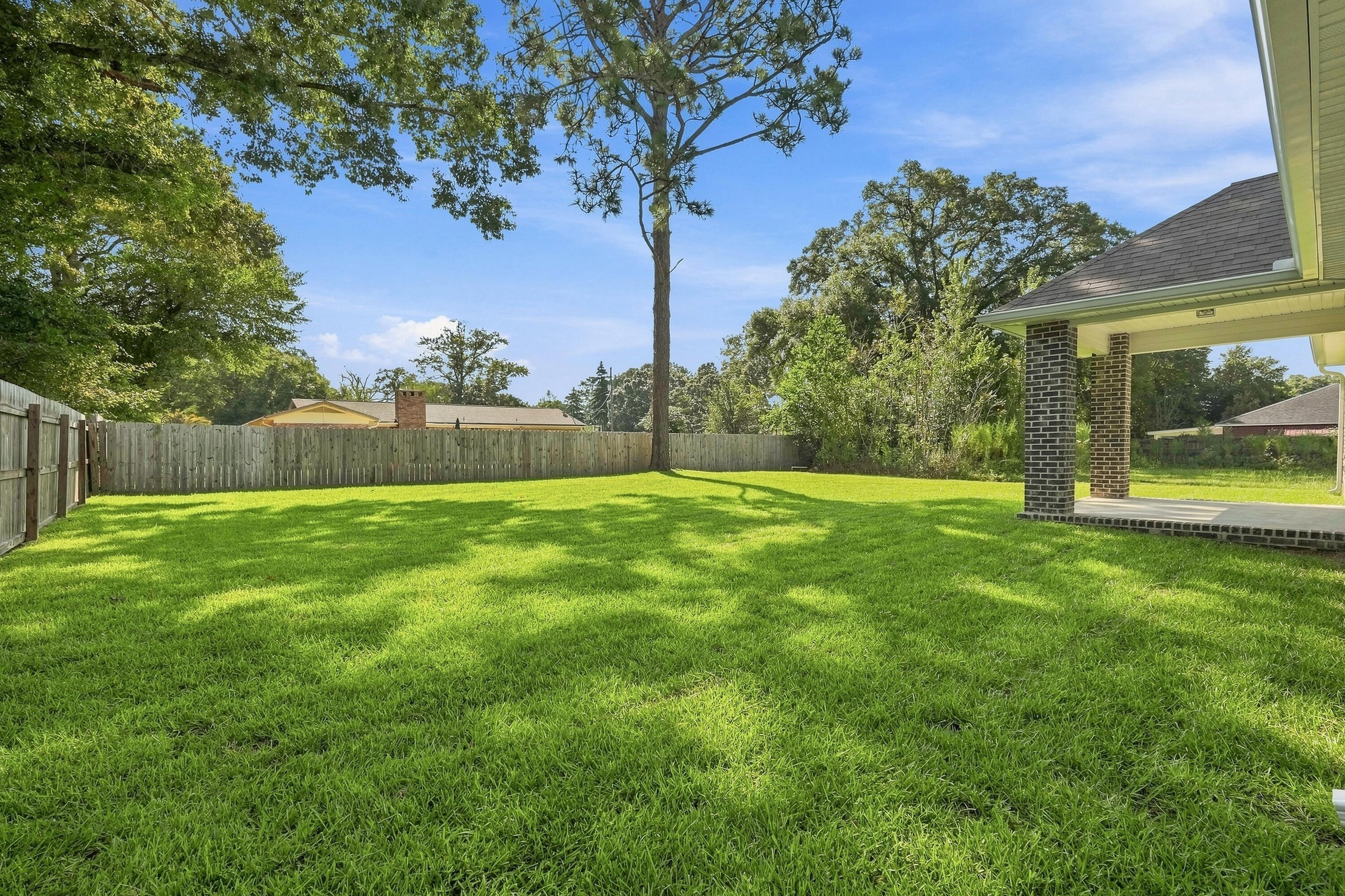 ADAMS POWELL - Residential