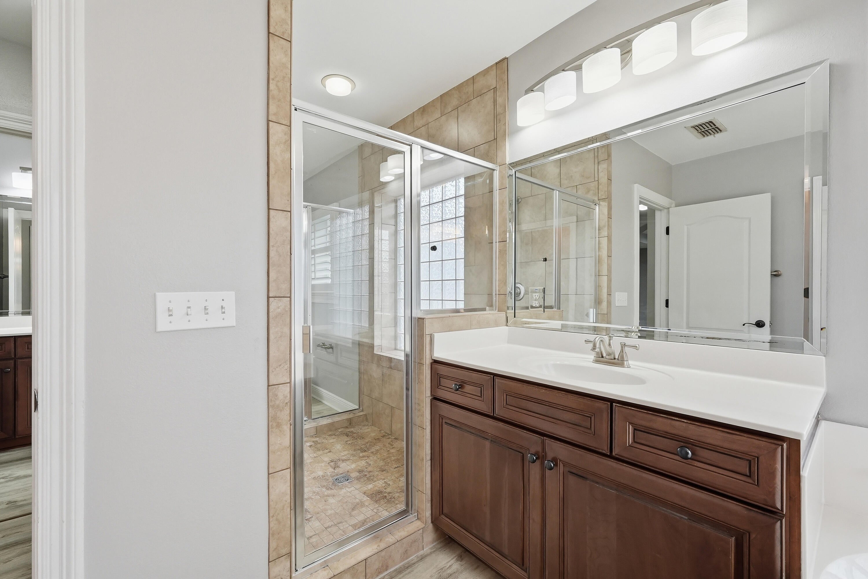 Baywalk Landings - Residential Lease