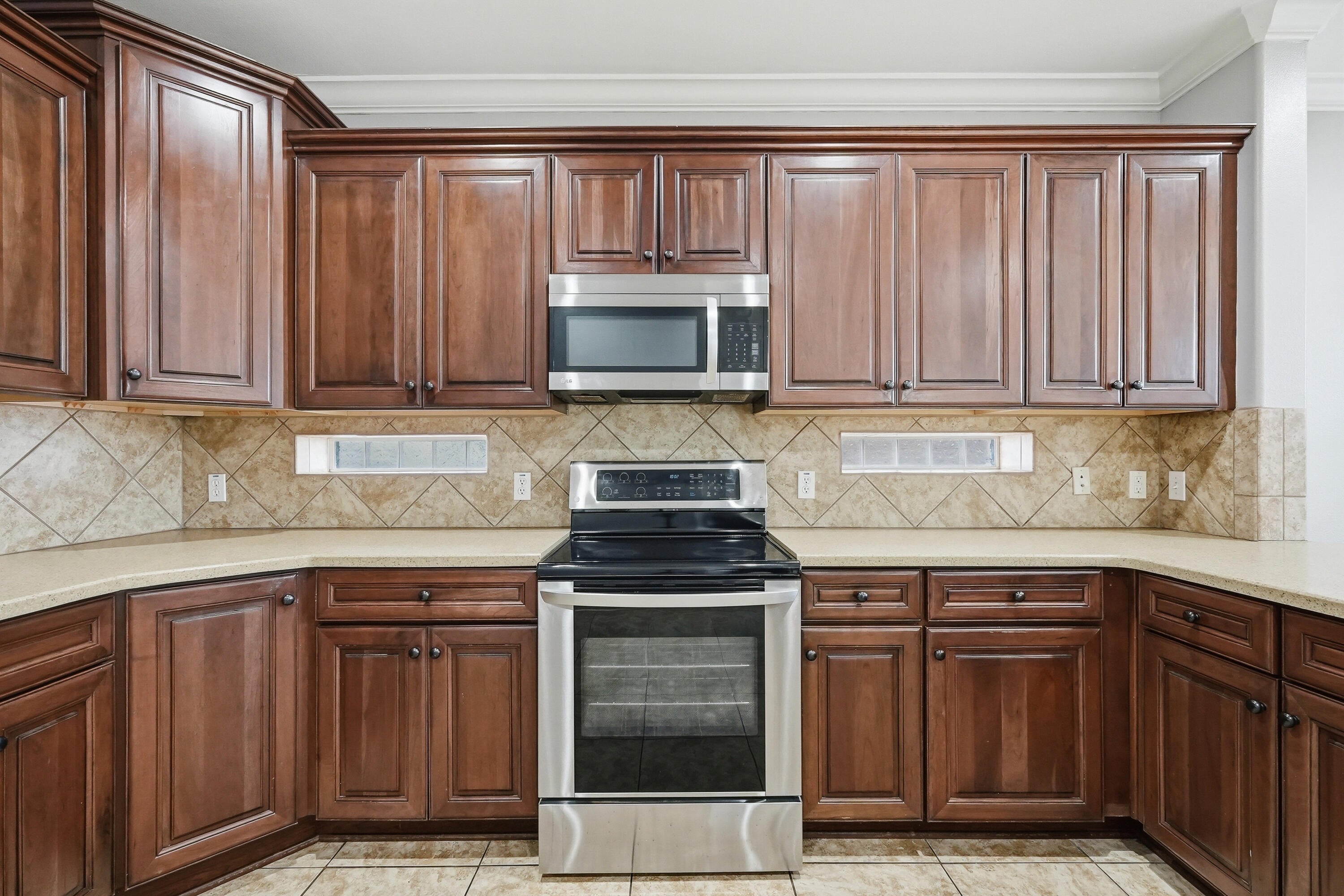 Baywalk Landings - Residential Lease