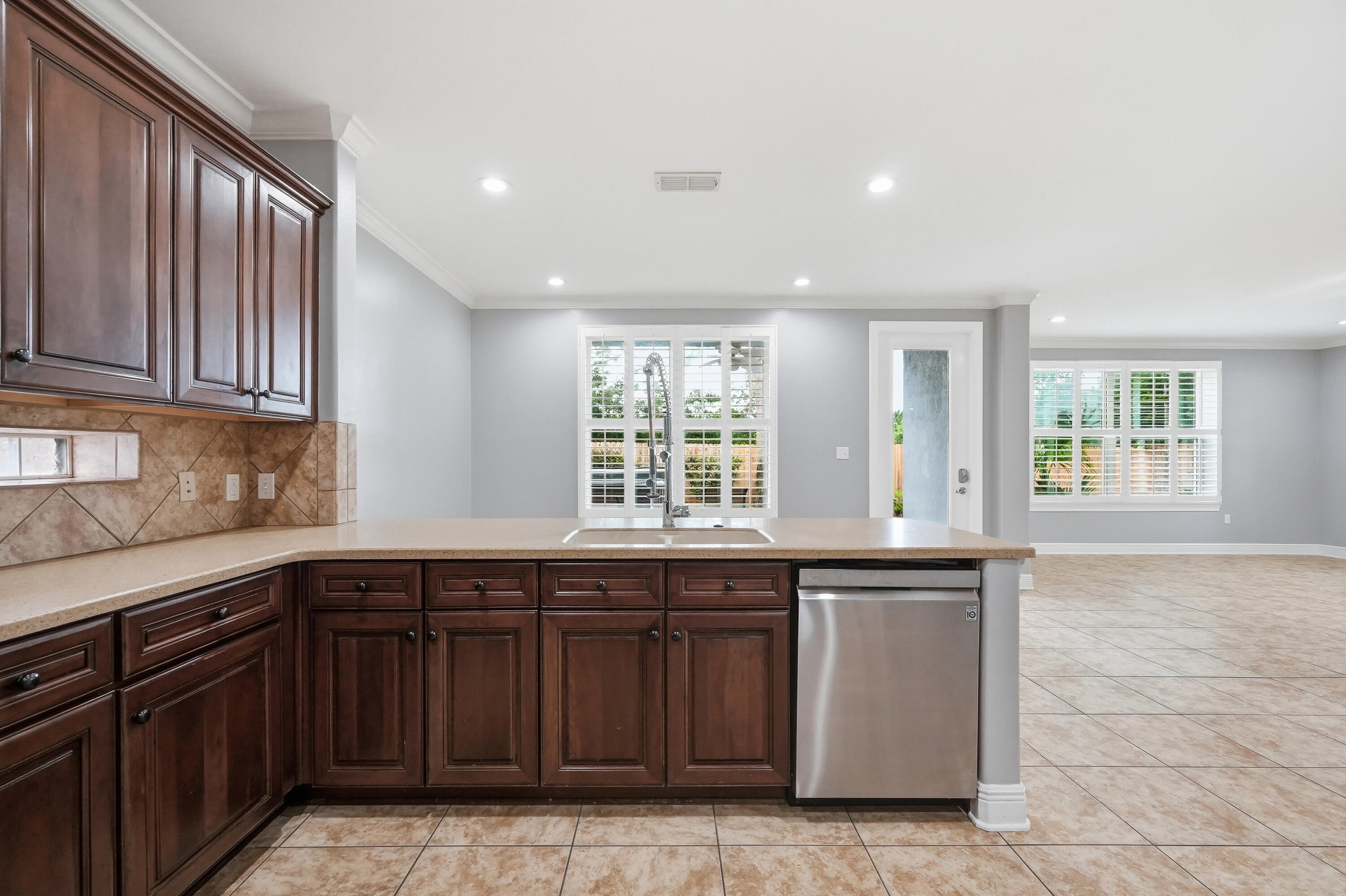 Baywalk Landings - Residential Lease