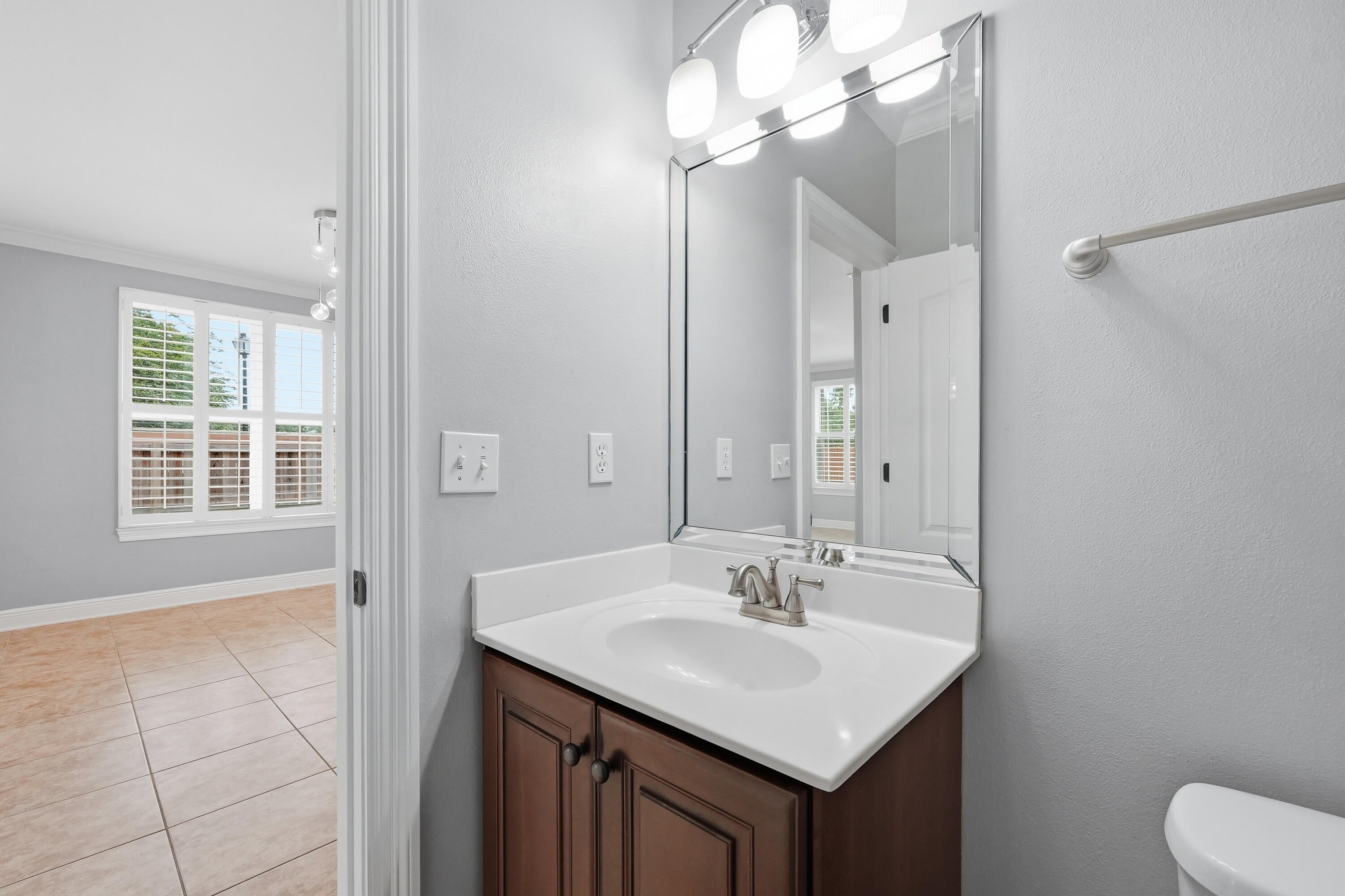 Baywalk Landings - Residential Lease