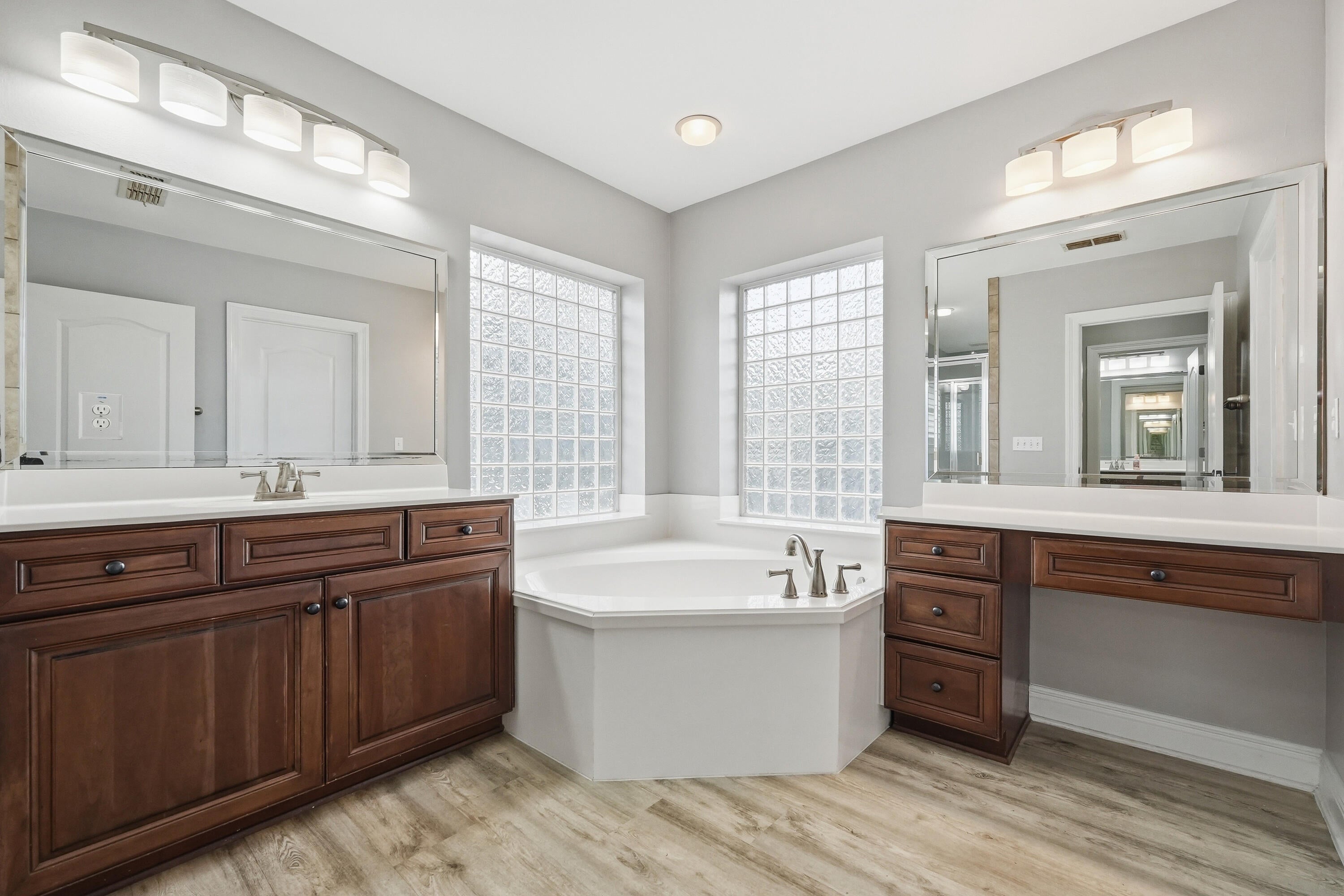 Baywalk Landings - Residential Lease