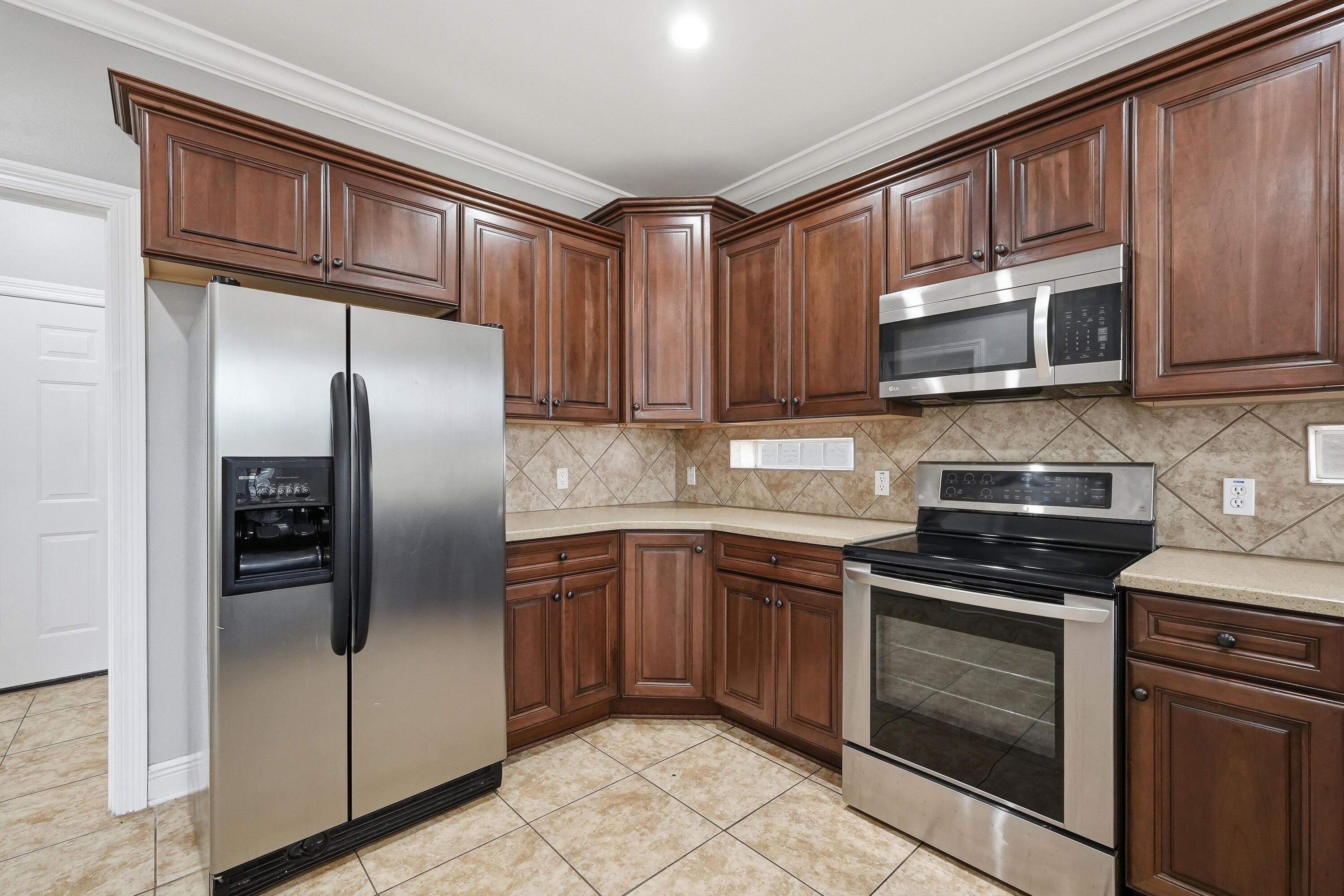Baywalk Landings - Residential Lease