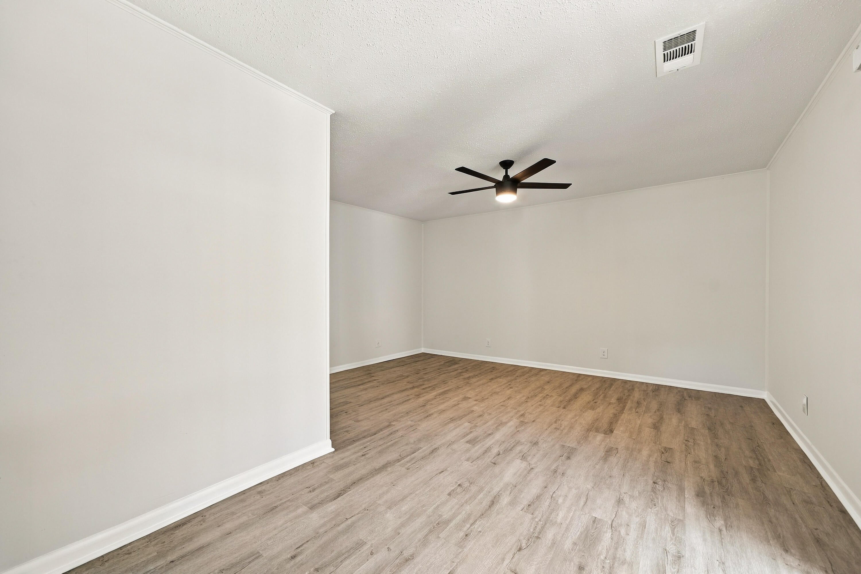 SANTASIA PARK - Residential