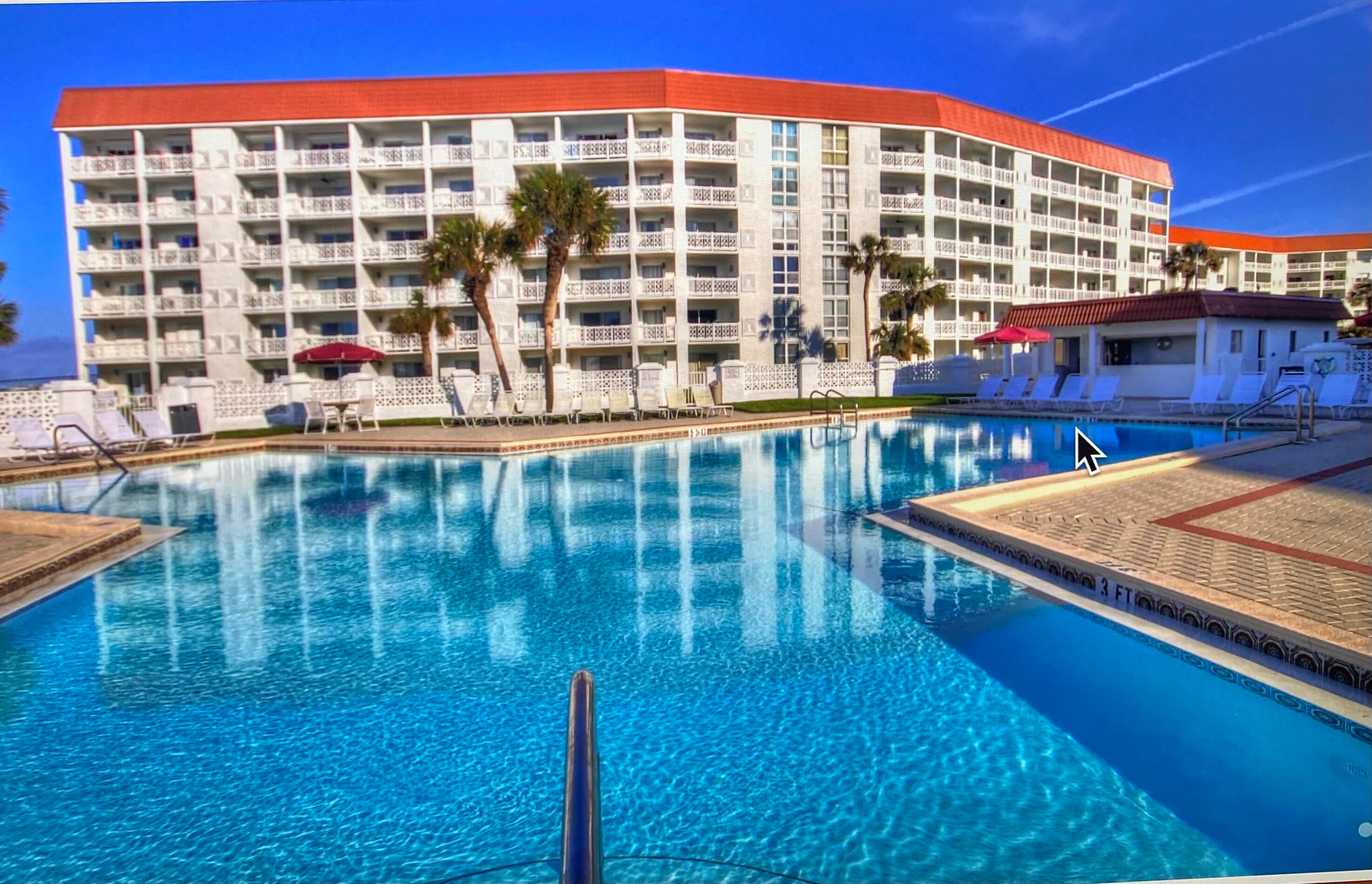 EL MATADOR CONDO - Residential