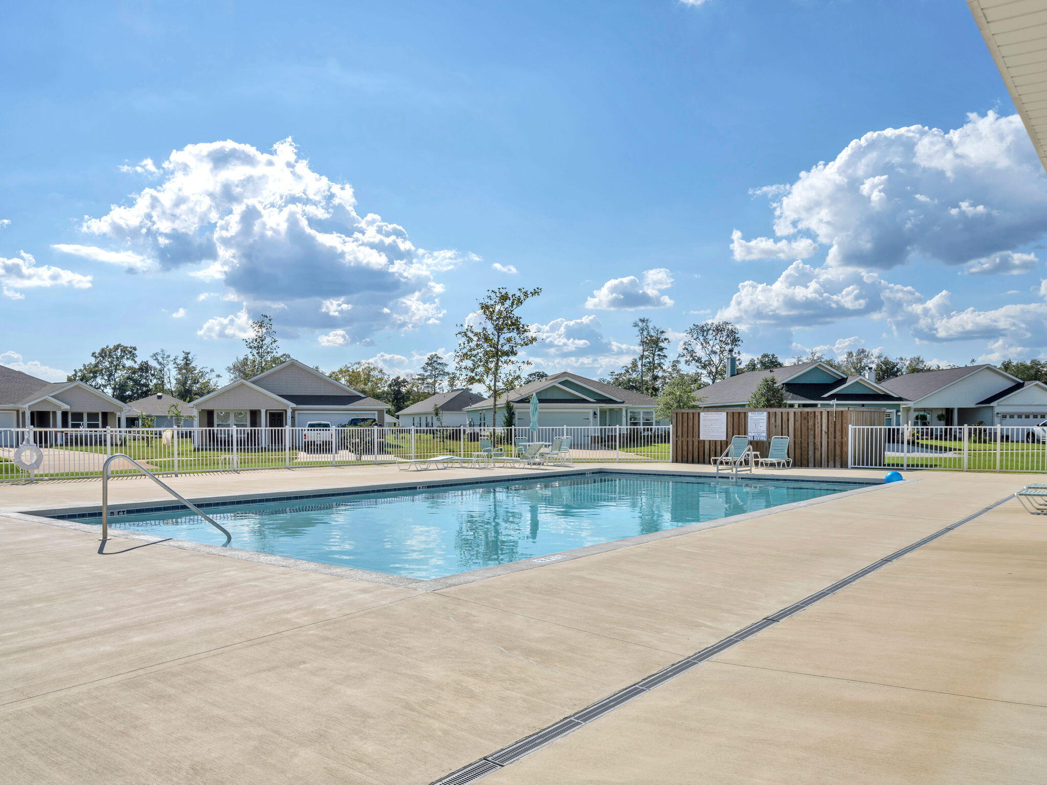 RIVERWALK PH I - Residential