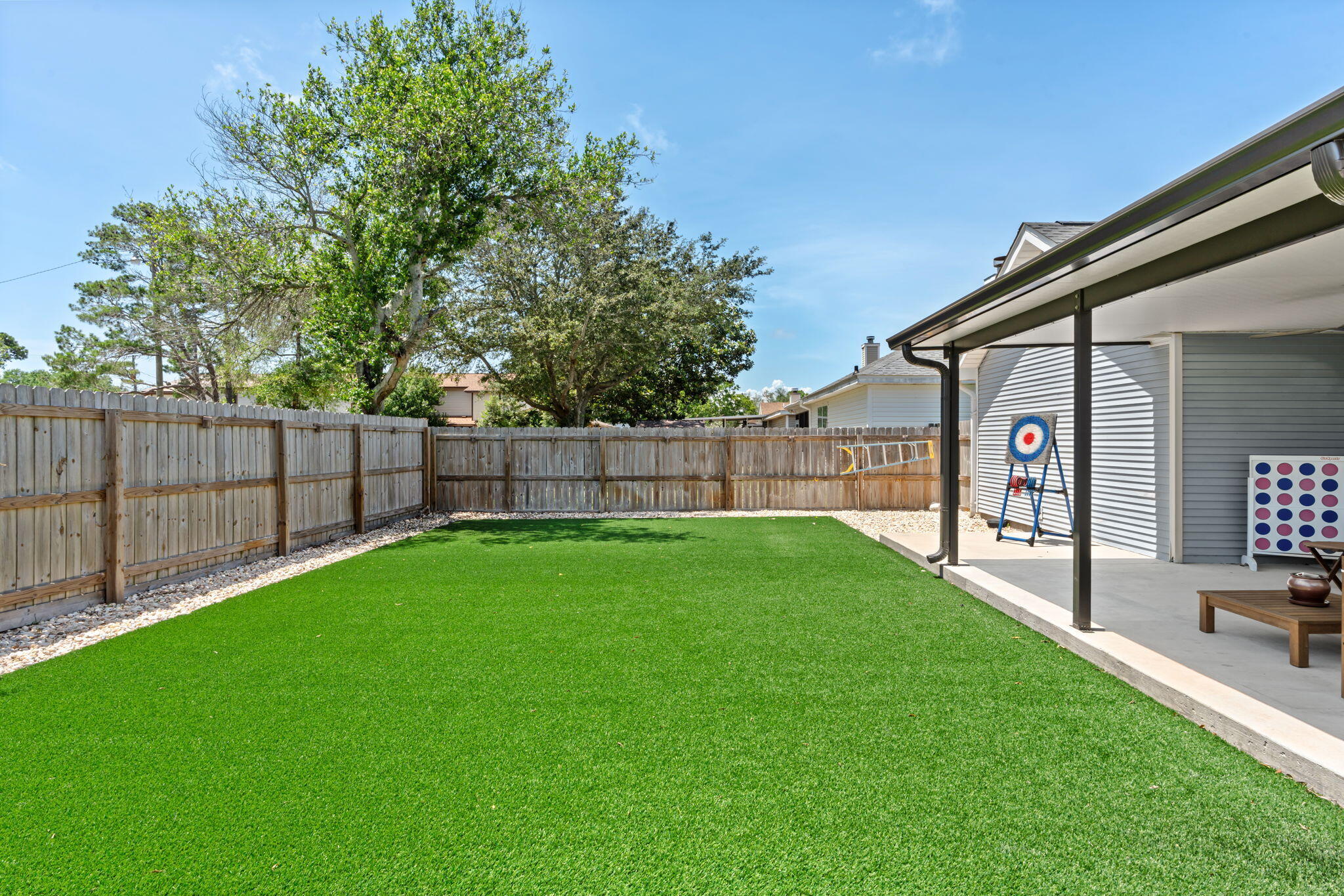 PINE RIDGE TRACE RE/SUB - Residential Lease