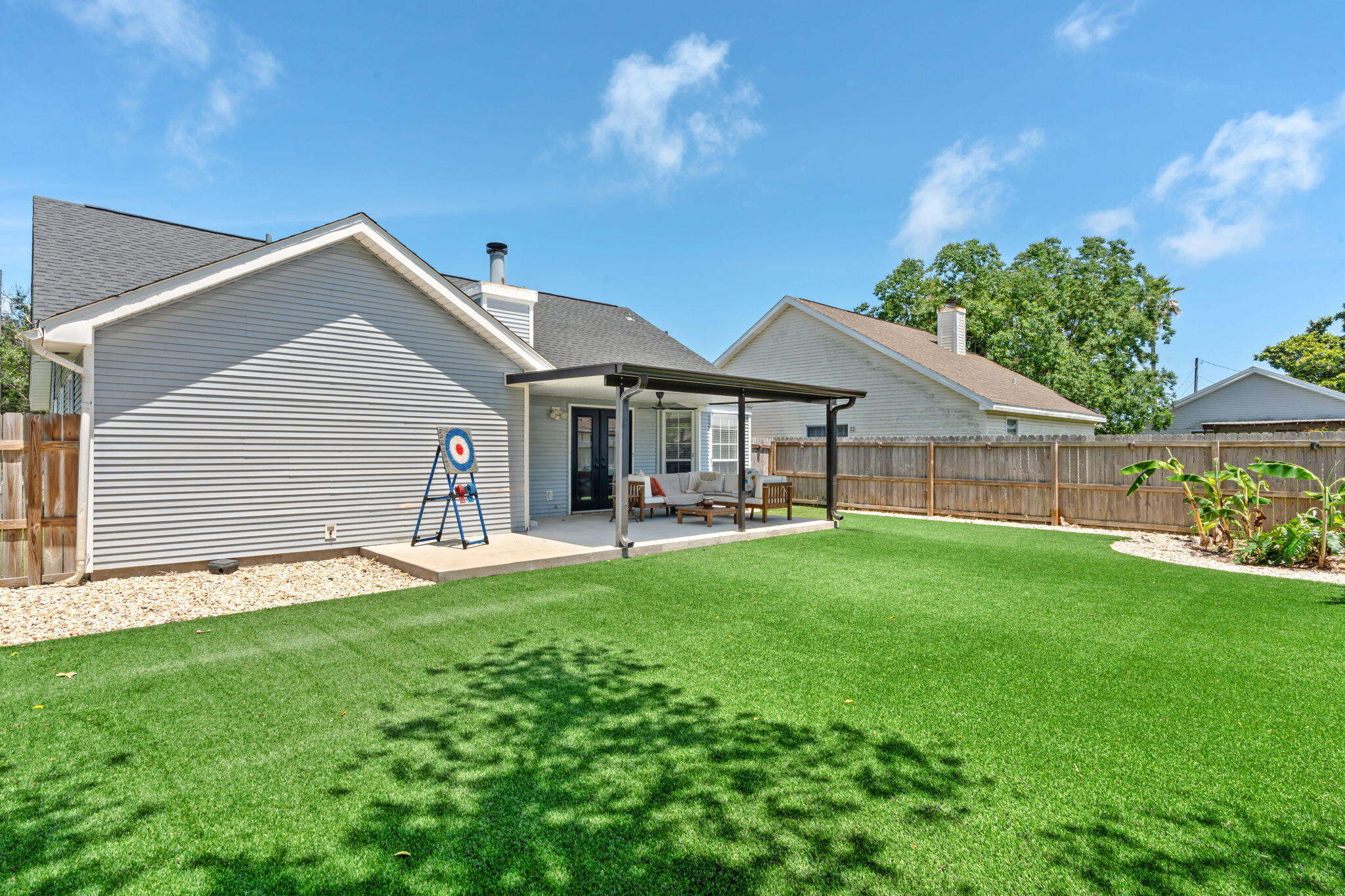 PINE RIDGE TRACE RE/SUB - Residential Lease