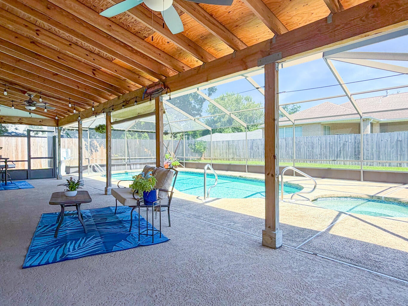 KELL-AIRE GARDENS - Residential