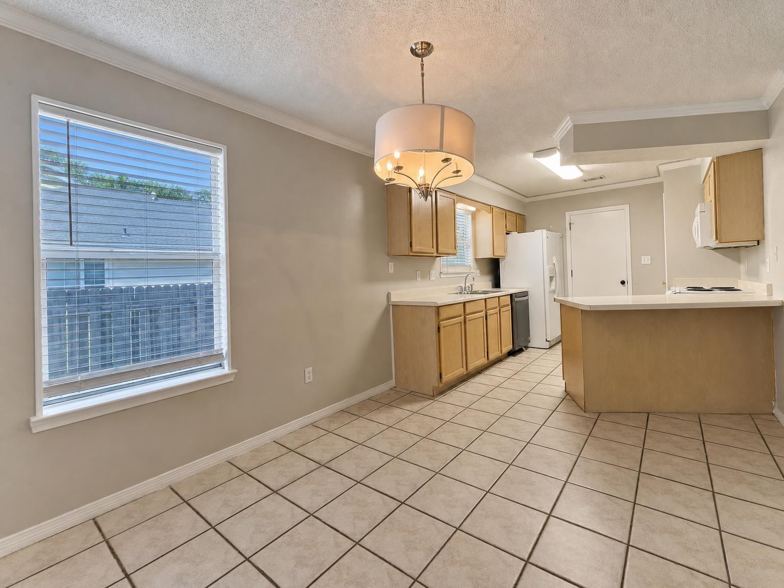 HIDDEN TRAILS PH 2 - Residential Lease