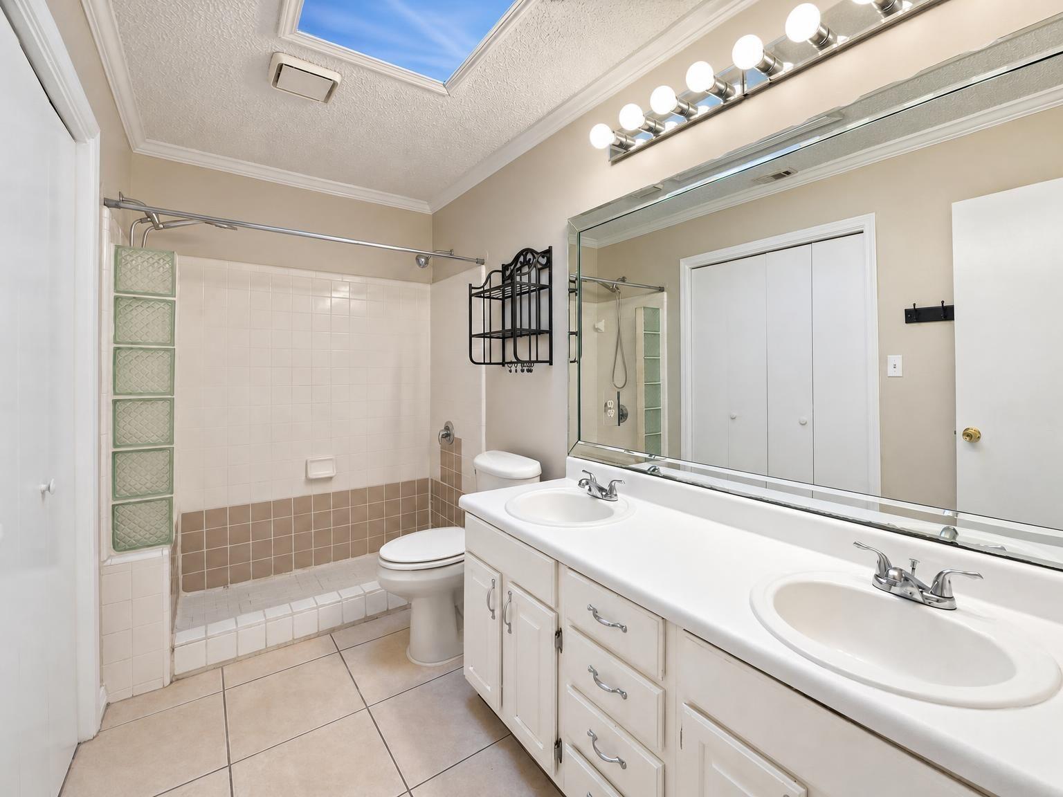 HIDDEN TRAILS PH 2 - Residential Lease