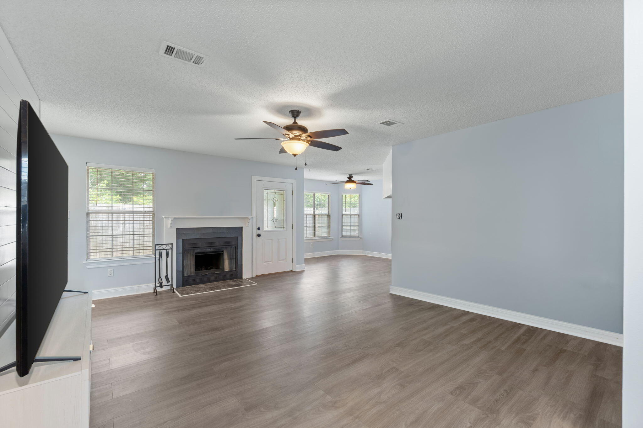 MILLS LANDING - Residential