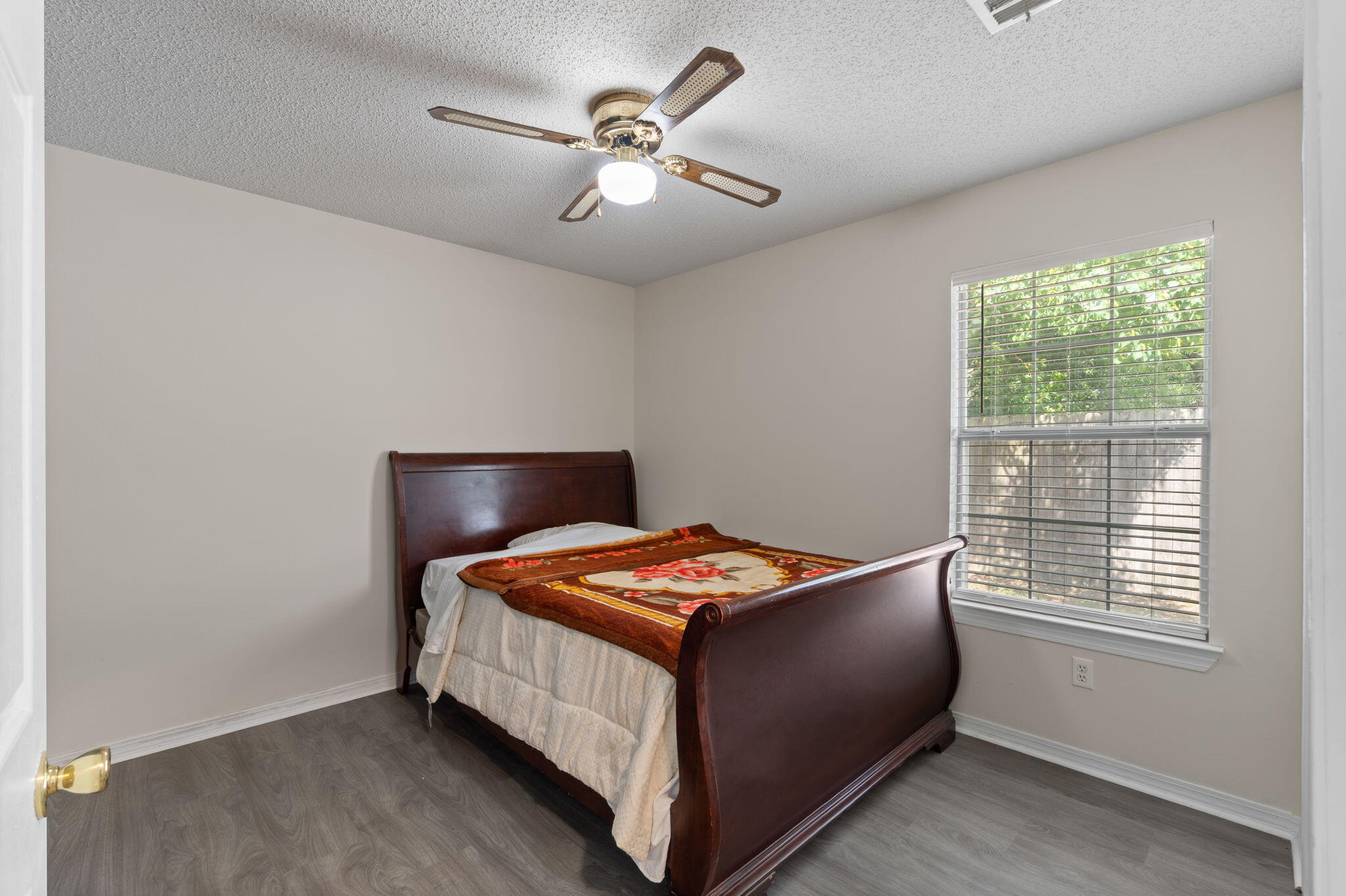 MILLS LANDING - Residential