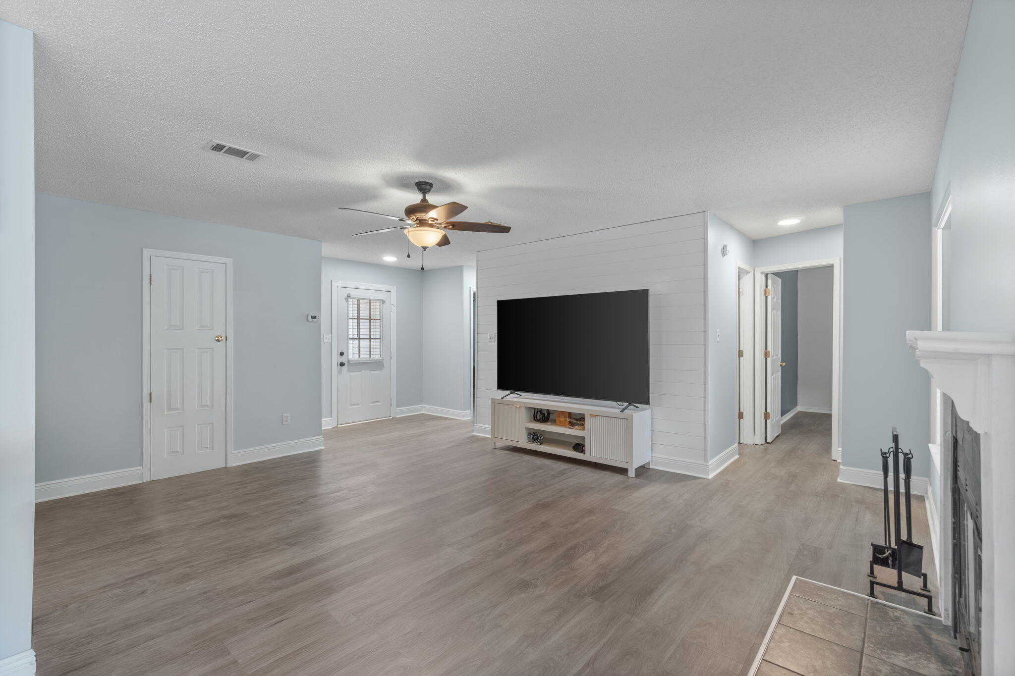 MILLS LANDING - Residential