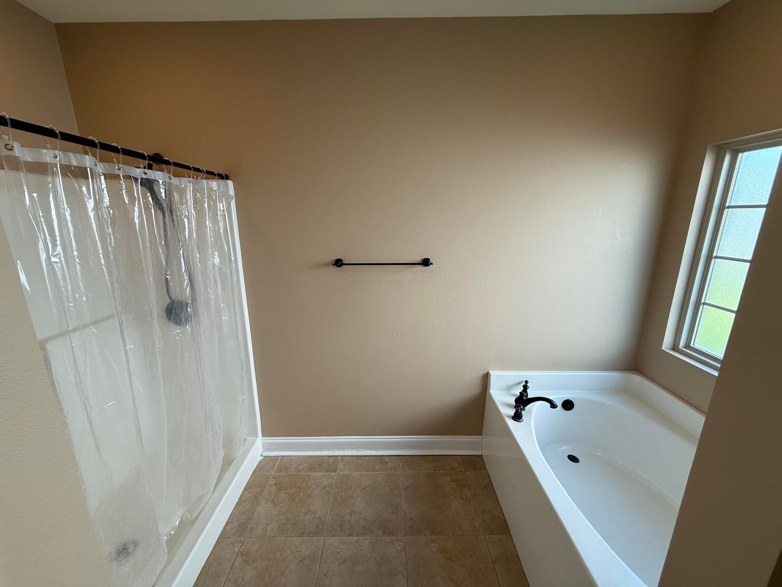 DUGGAN POND ESTATES - Residential Lease
