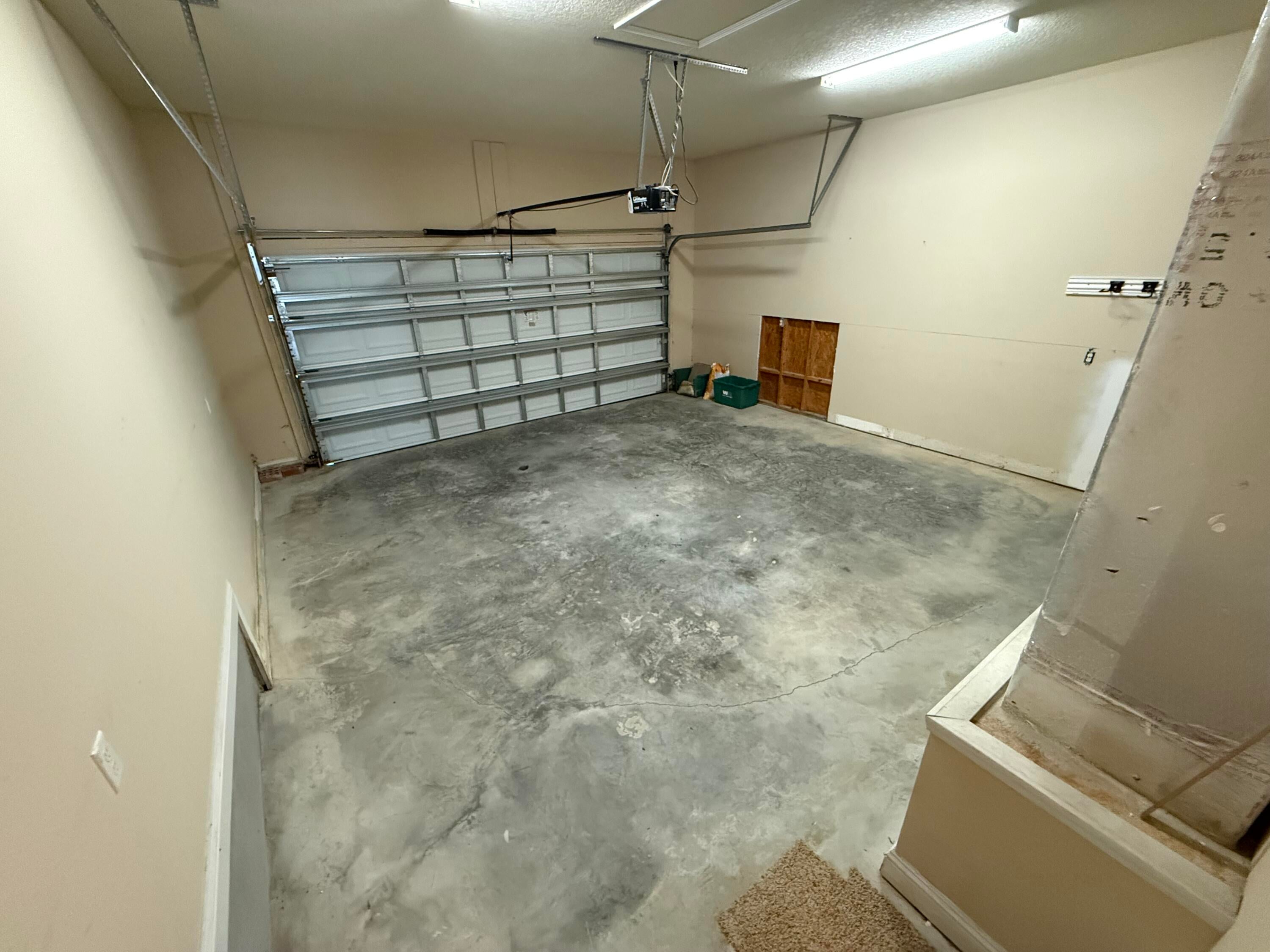 DUGGAN POND ESTATES - Residential Lease