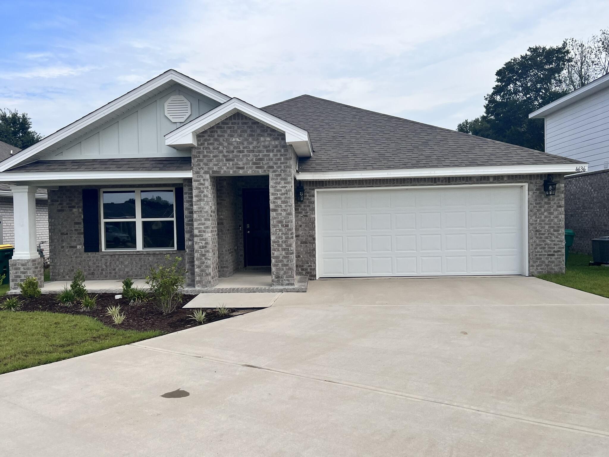 This like-new home in Patriot Ridge subdivision includes the Smart Home Connect System, which includes a video camera doorbell, keyless entry, thermostat, garage remotes, and more. The subdivision has a community pool, pavilion, and sidewalks. The home features an open floor plan with ceiling fans in the bedrooms, stainless kitchen appliances, a gas stove, a kitchen island, a pantry, and a laundry room (washer and dryer included). The backyard has a covered patio and privacy fence. A small dog will be allowed with breed restrictions and pet fee. Rent does include HOA fees and use of amenities.