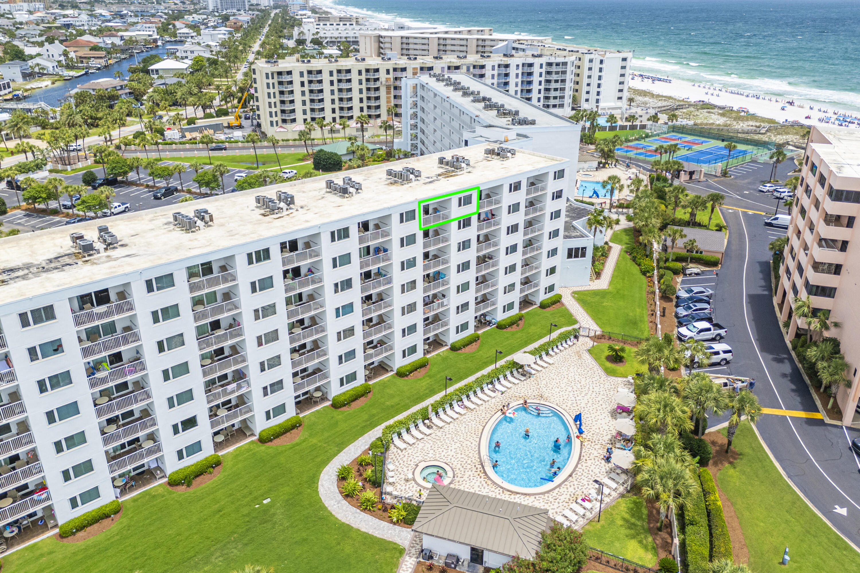 ISLANDER CONDO PH 2 - Residential