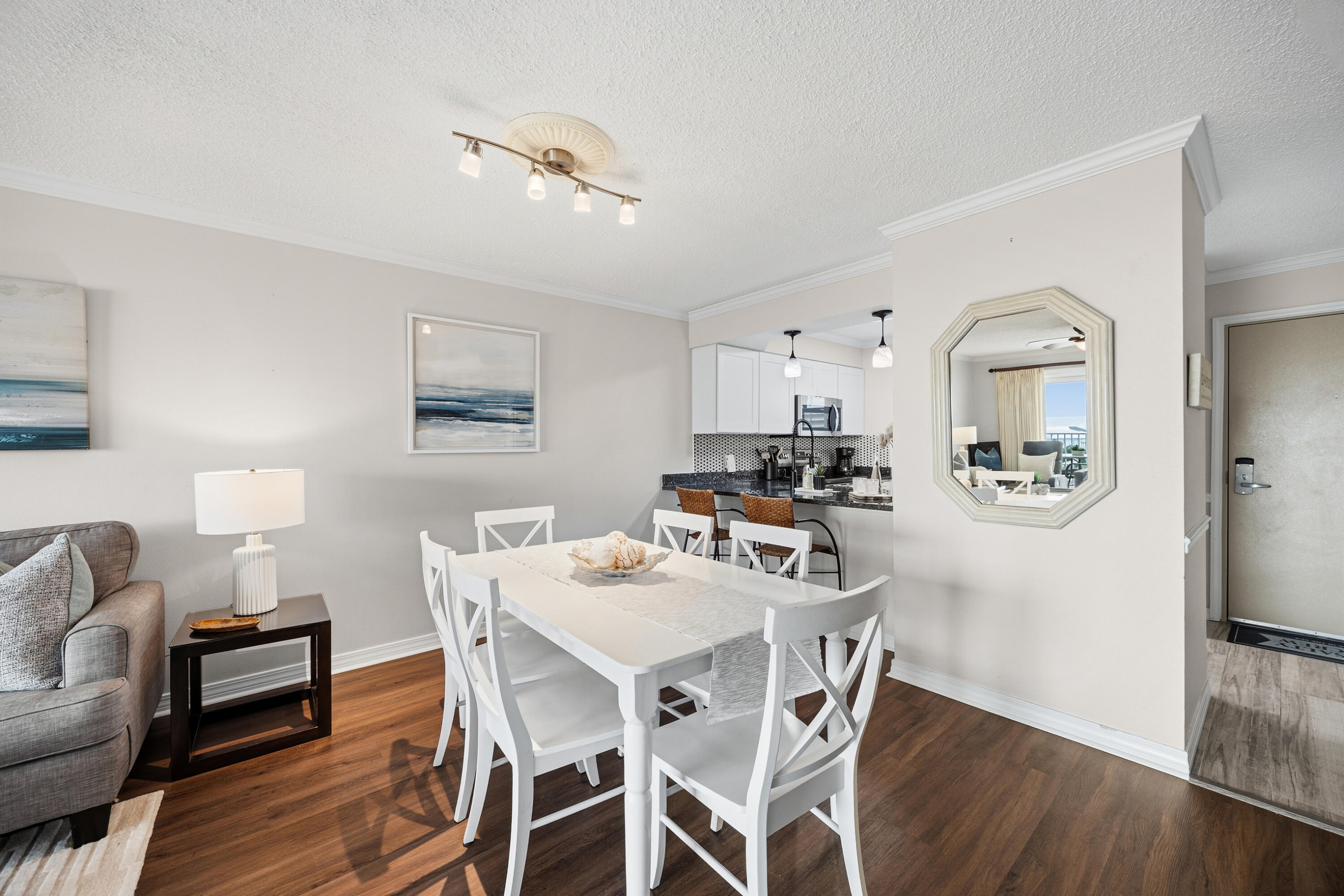 ISLANDER CONDO PH 2 - Residential