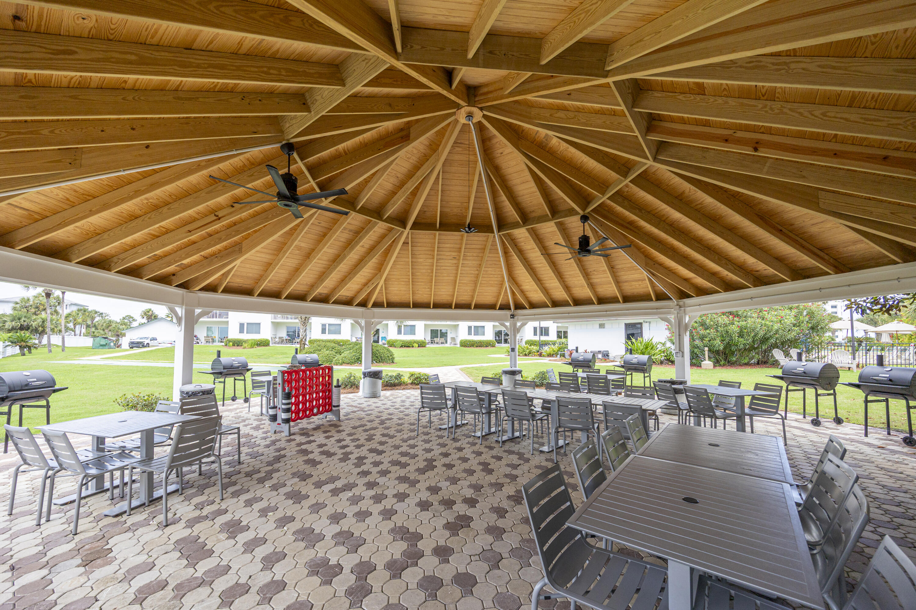 ISLANDER CONDO PH 2 - Residential