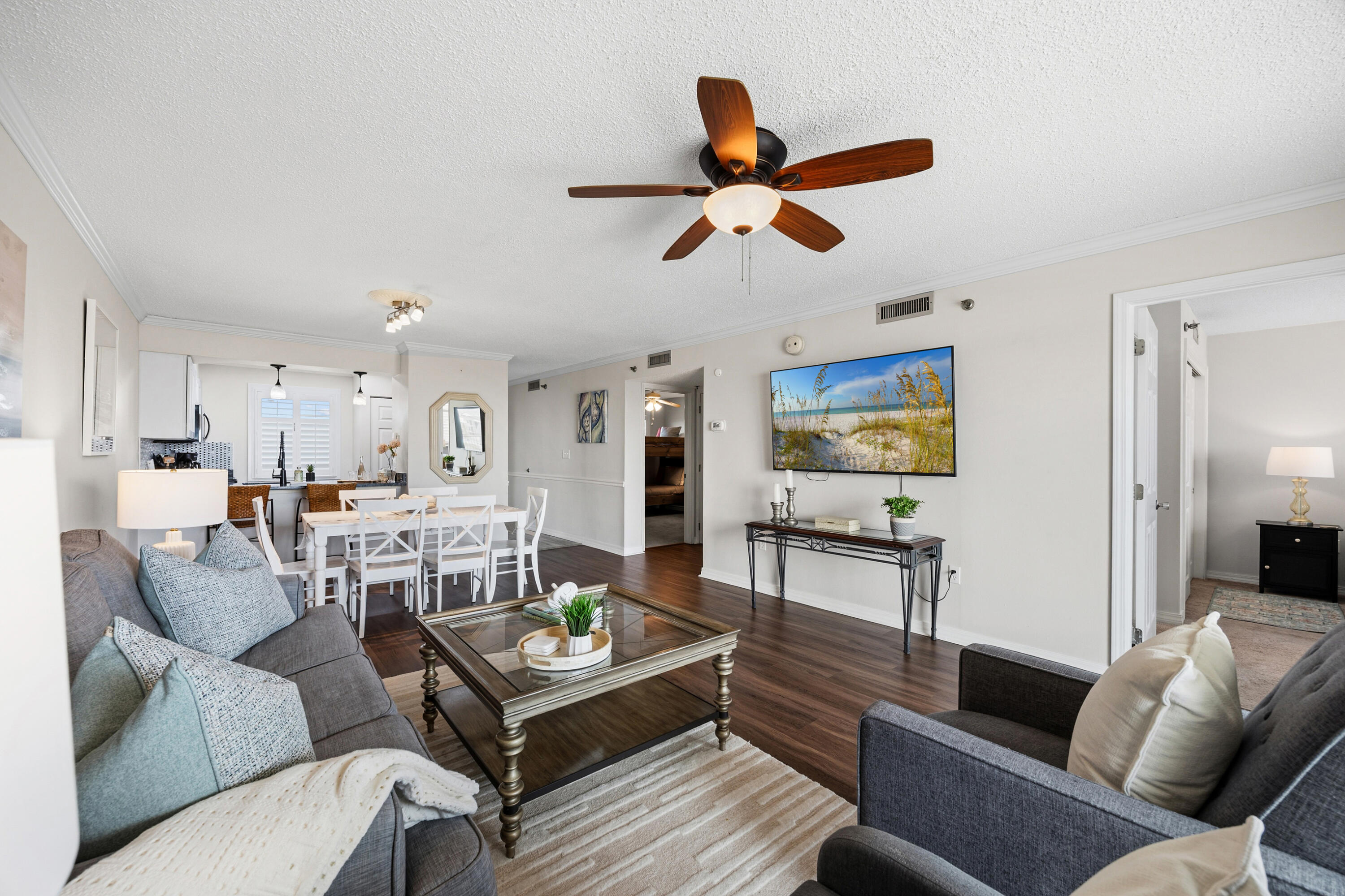ISLANDER CONDO PH 2 - Residential