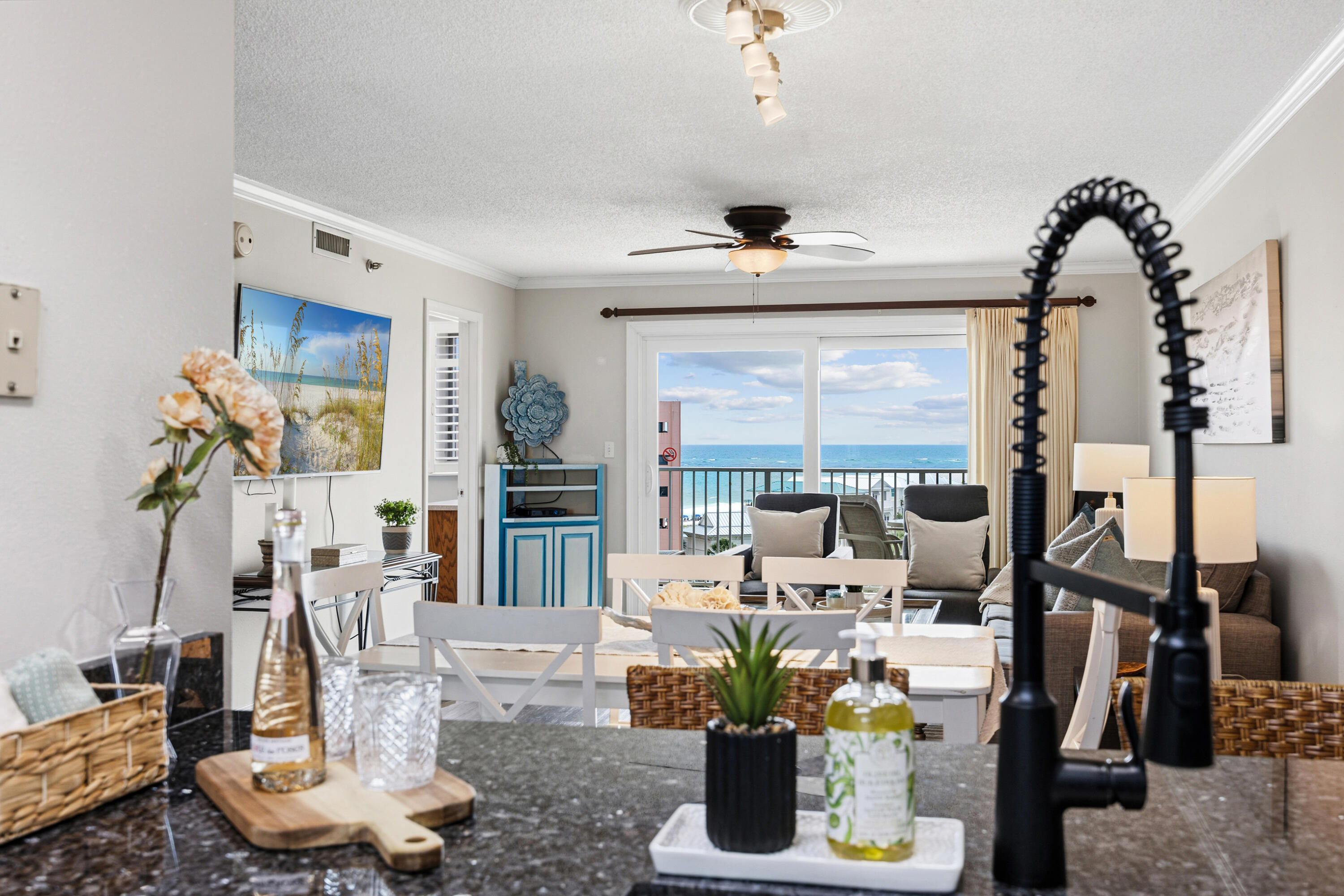 ISLANDER CONDO PH 2 - Residential